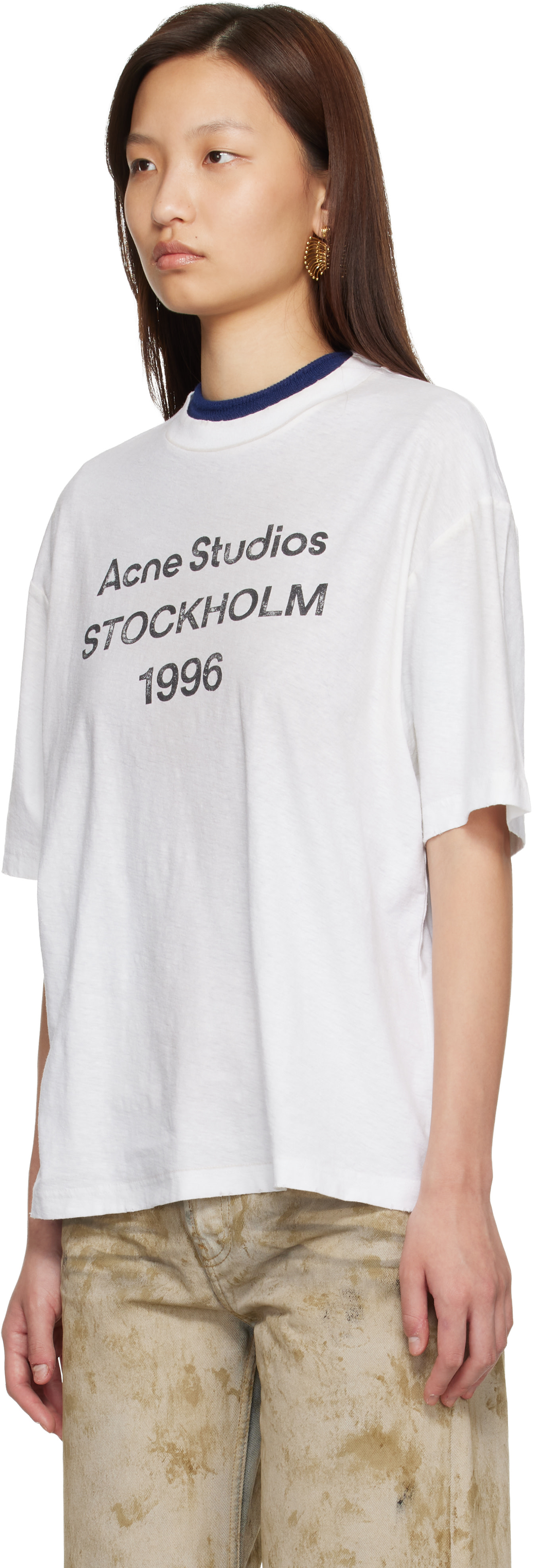 Acne Studios: ホワイト リラックスフィット ロゴ Tシャツ | SSENSE 日本