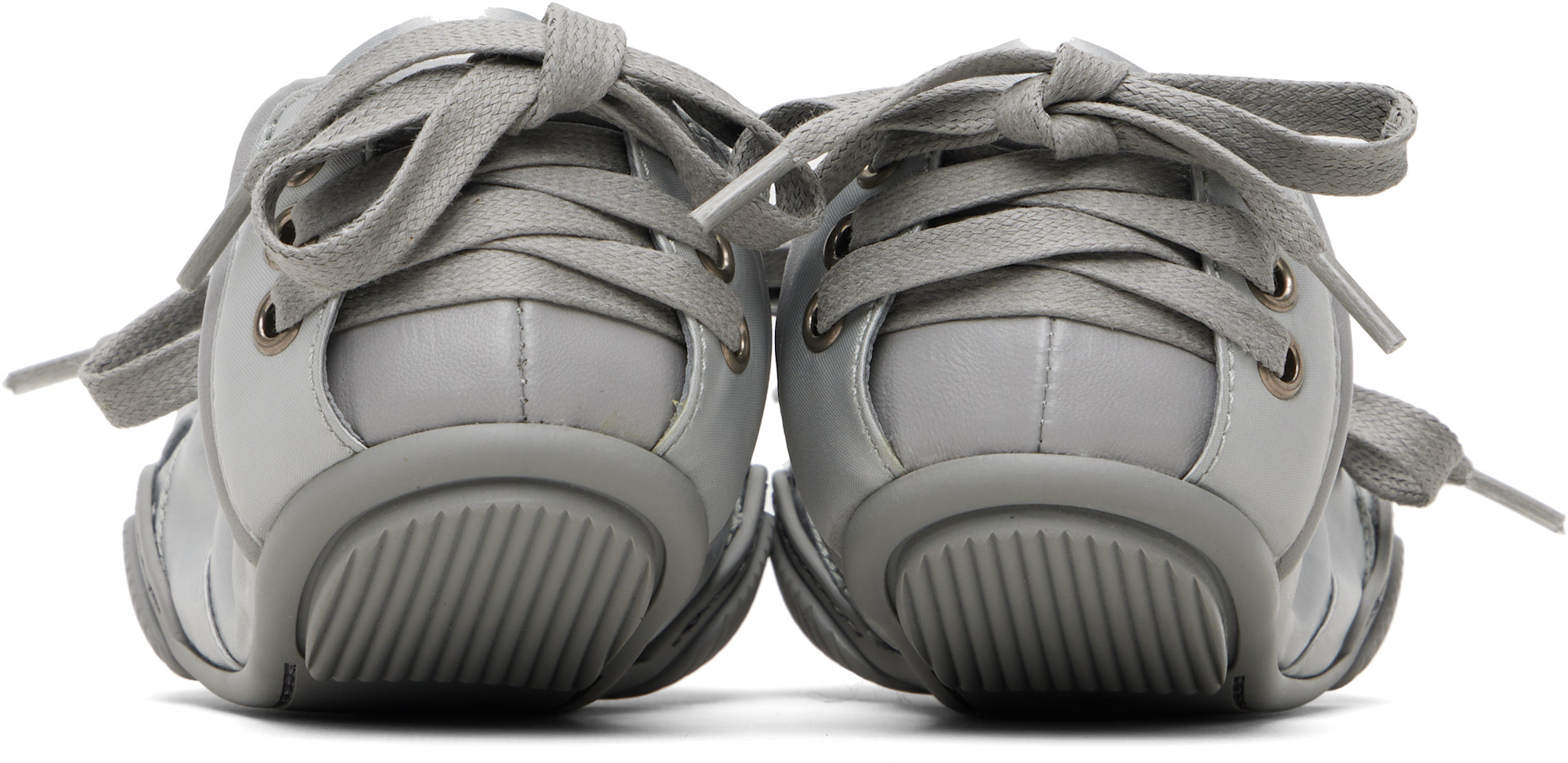 Acne Studios - Baskets grises en satin à laçage