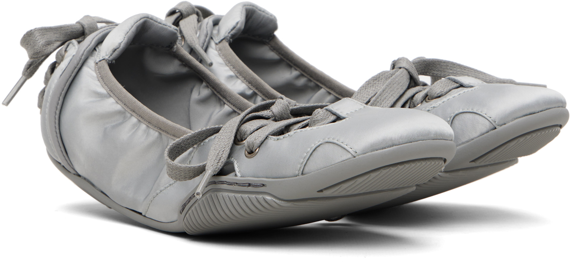 Acne Studios - Baskets grises en satin à laçage