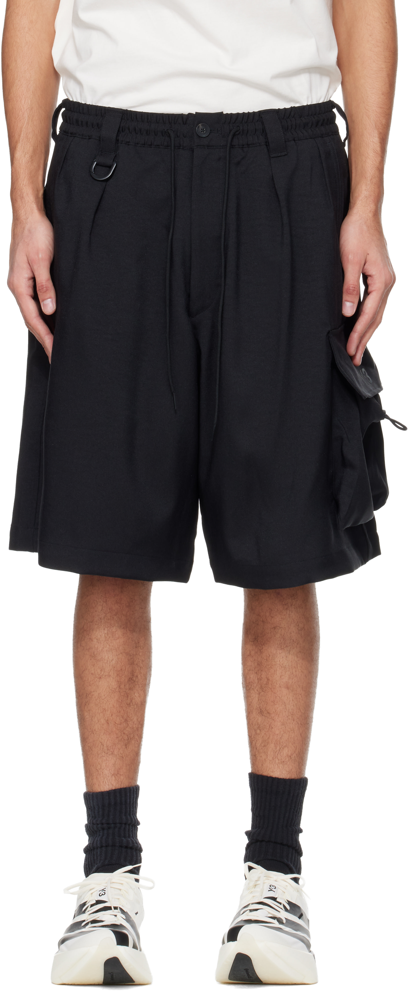 Y-3 ブラックショートパンツ Mサイズ Y-3: ブラック Sport Uniform カーゴショートパンツ | SSENSE 日本