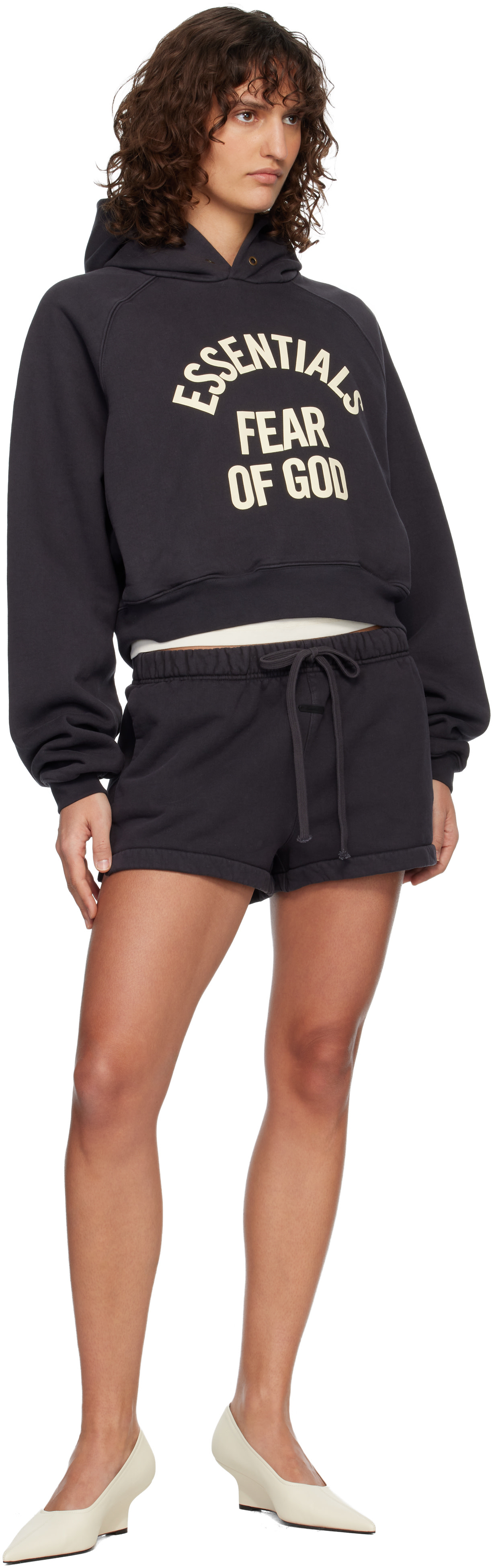 トップス FEAR OF GOD Fear of God ESSENTIALS: Black Campus 90's Cropped Raglan Hoodie