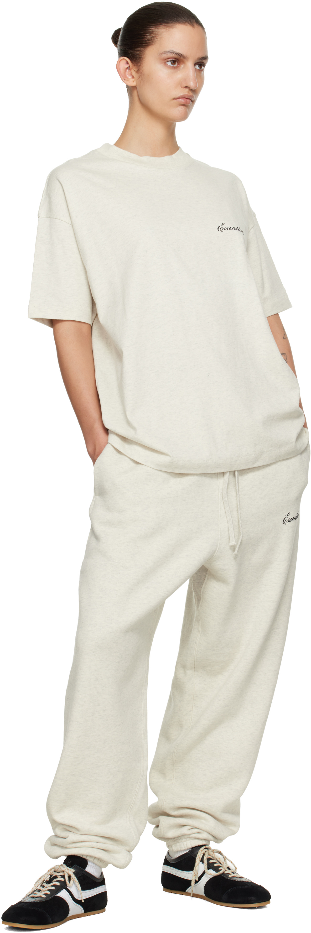 Fear of God ESSENTIALS - T-shirt blanc cassé à coupe classique