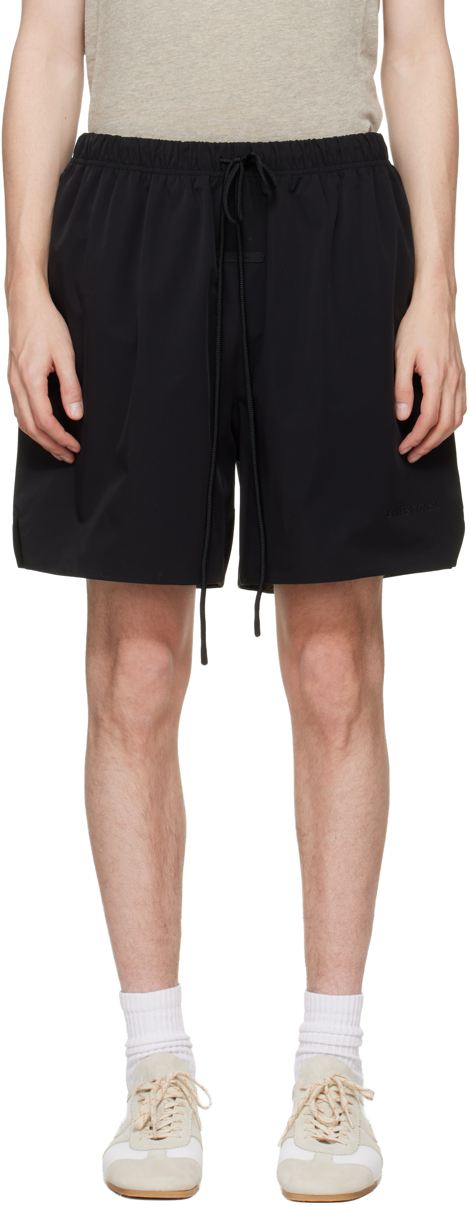Fear of God ESSENTIALS - Short noir à logo Active Trace et à fentes