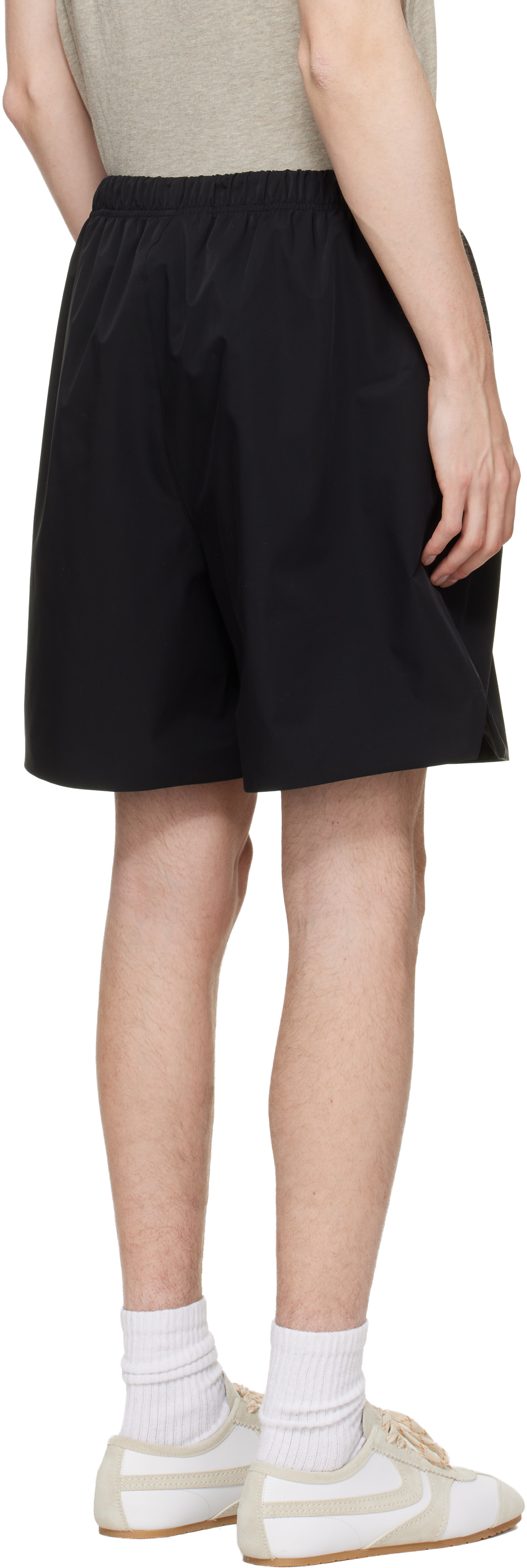 Fear of God ESSENTIALS - Short noir à logo Active Trace et à fentes