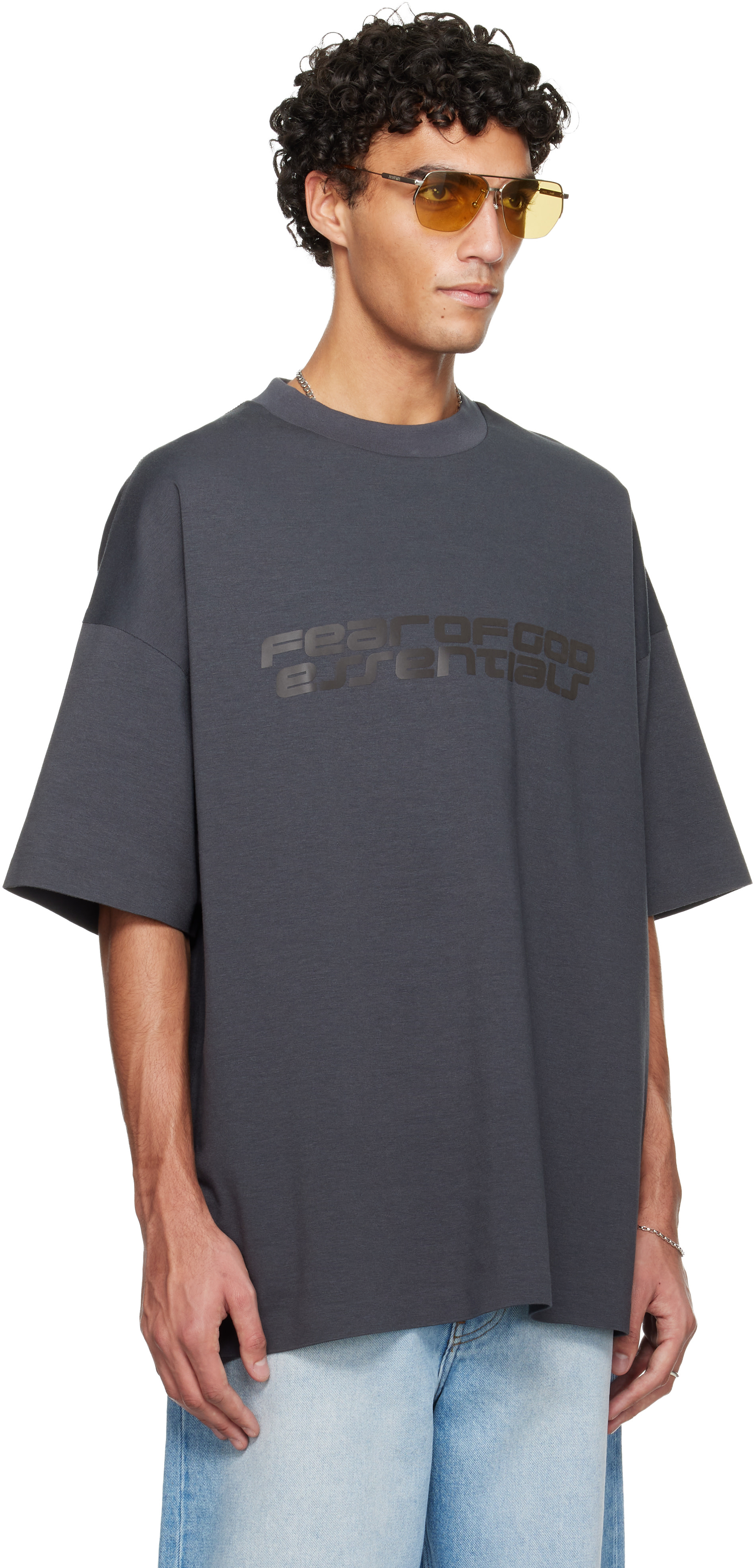 Fear of God ESSENTIALS: グレー Holiday 90s 半袖Tシャツ | SSENSE 日本