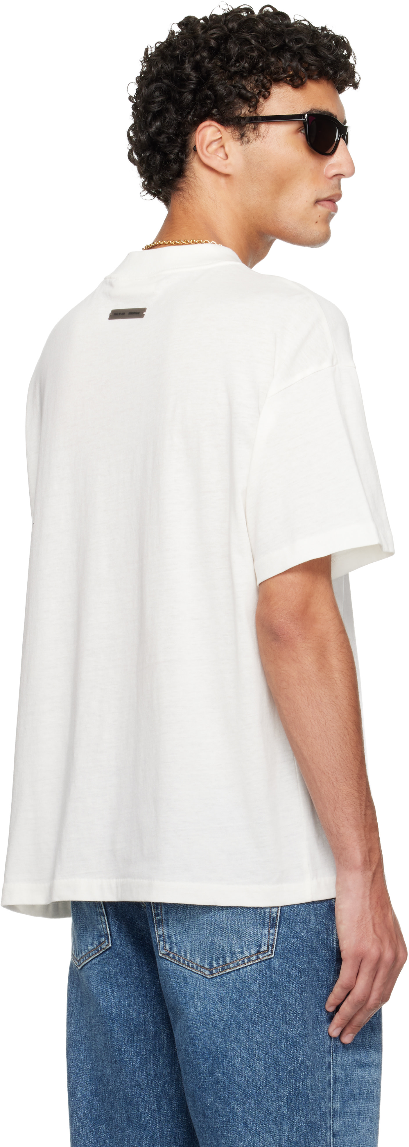ESSENTIALS オフホワイトTシャツ Fear of God ESSENTIALS: Off-White Holiday Embroidered Essential T