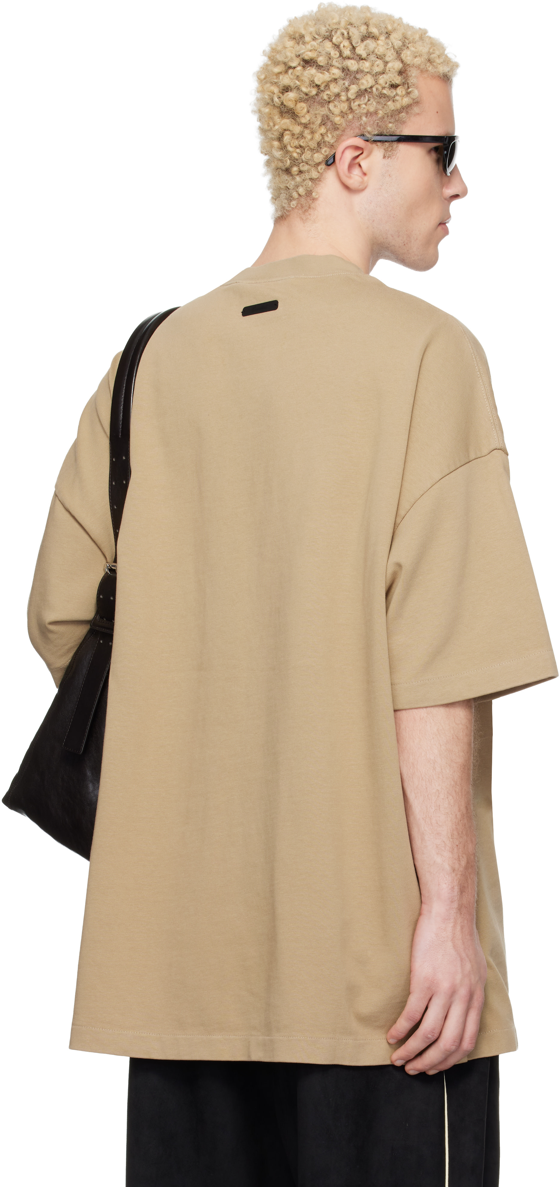 Fear of God ESSENTIALS: ベージュ Training 90s 半袖Tシャツ | SSENSE
