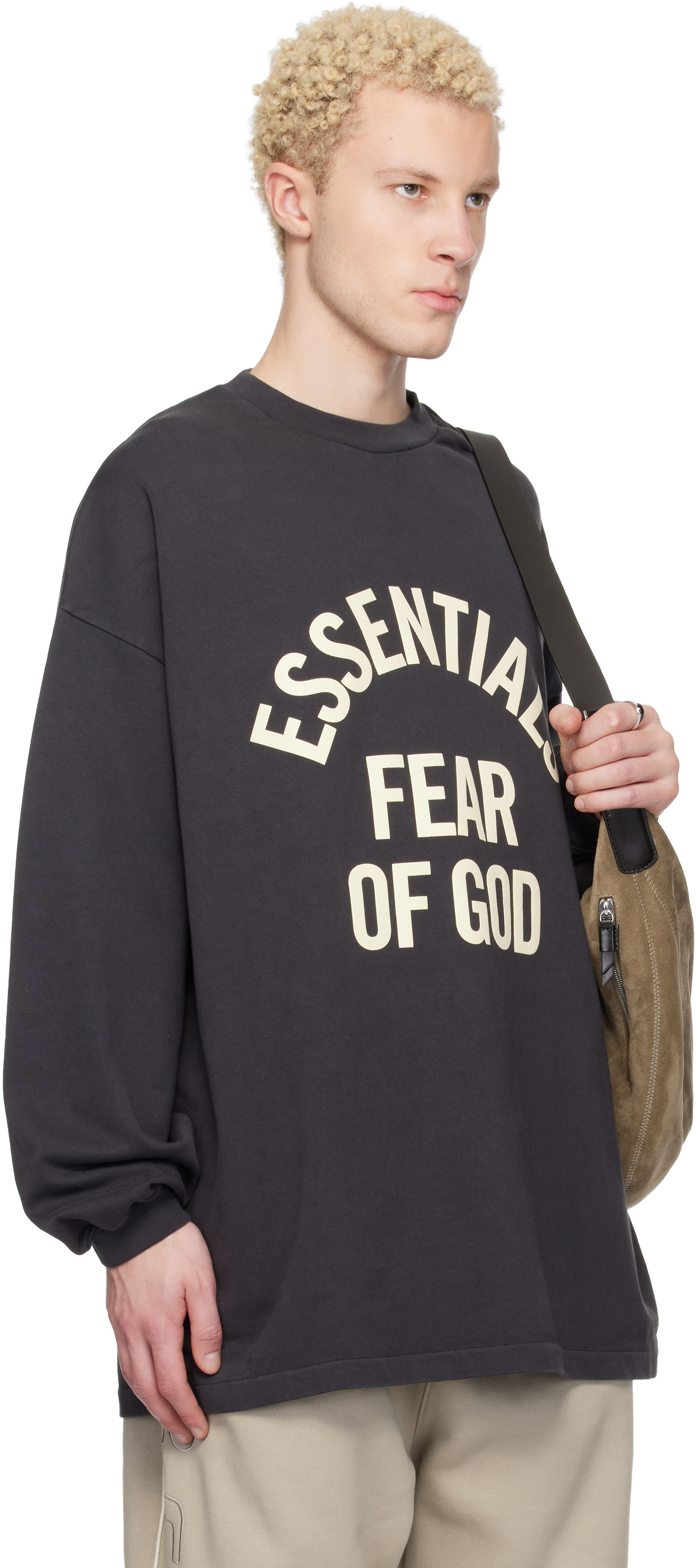 Fear of God ESSENTIALS: ブラック Campus 90s 長袖Tシャツ | SSENSE 日本