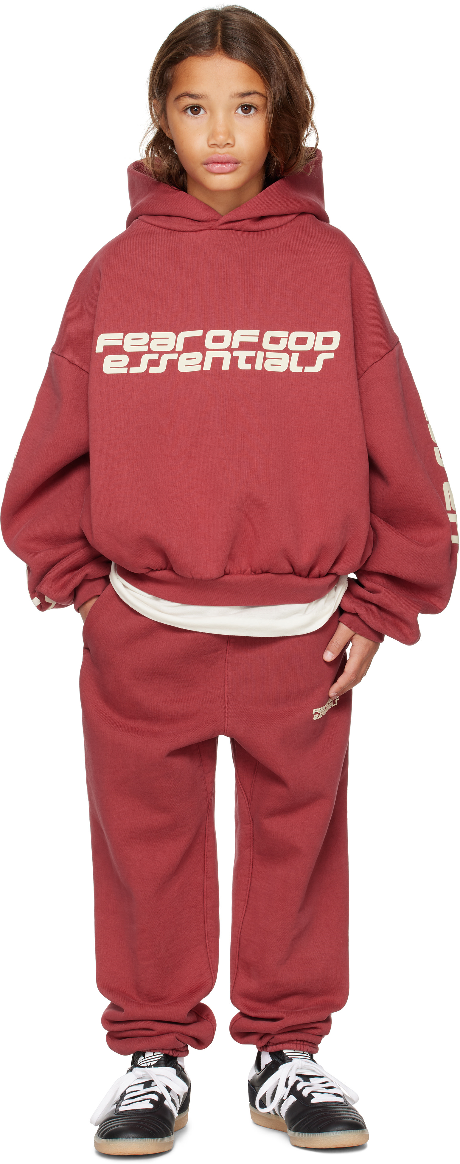 Fear of God ESSENTIALS - Enfant | Pull à capuche rouge à logo gaufré - Holiday