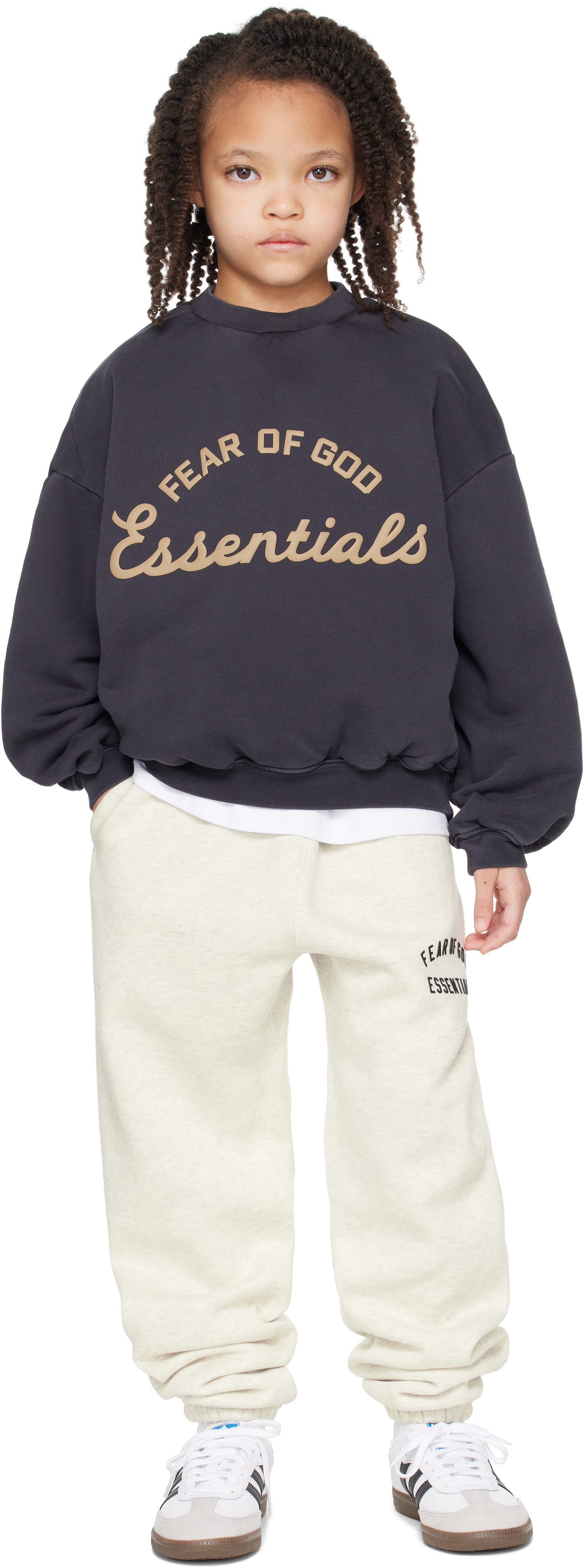 Fear of God ESSENTIALS - Enfant | Pull molletonné 90's noir à logo Training et à col ras du cou