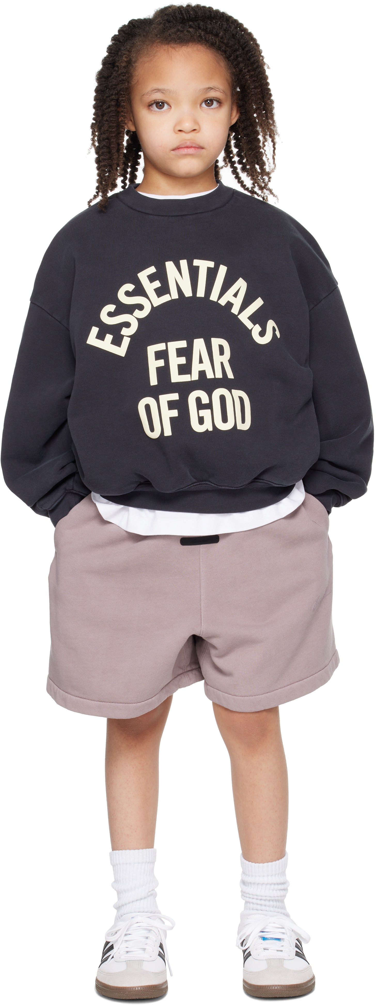 Fear of God ESSENTIALS - 키즈 블랙 캠퍼스 90's 크루넥 스웨트셔츠