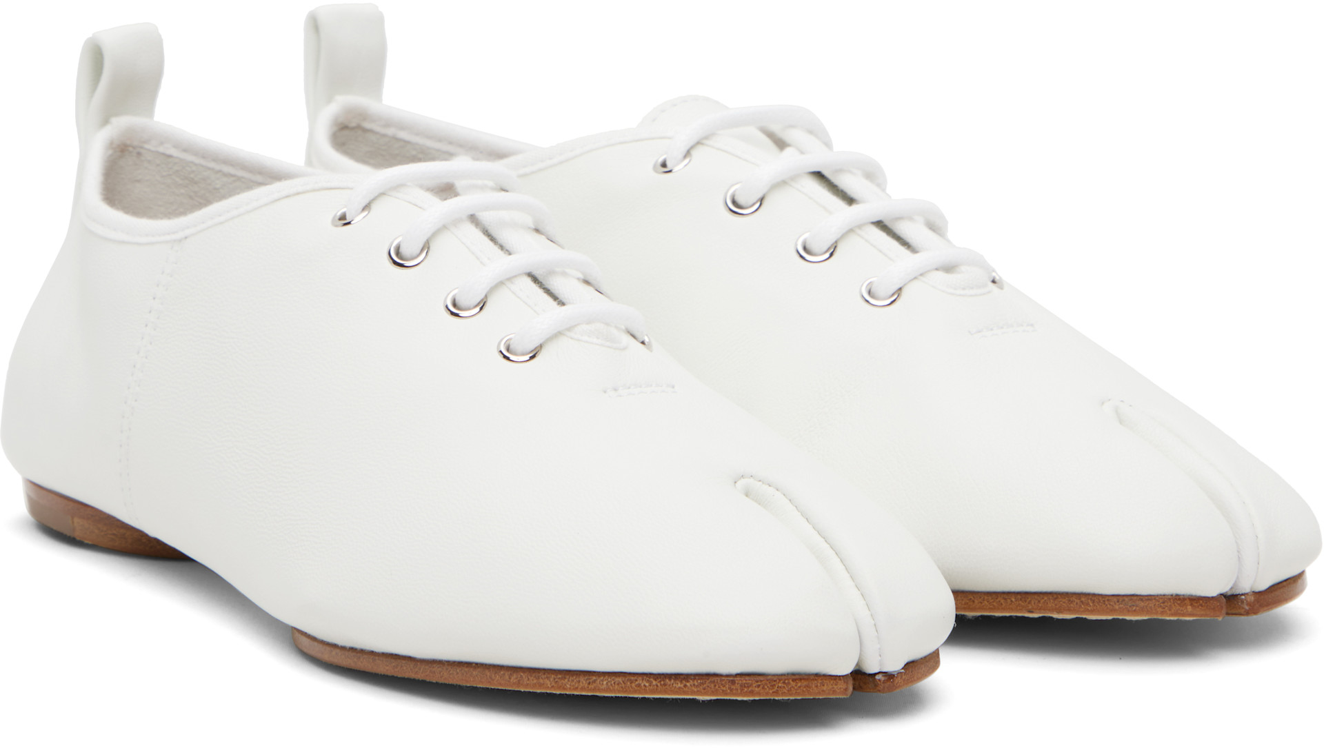 Maison Margiela: ホワイト Tabi Jazz レースアップダービー | SSENSE 日本