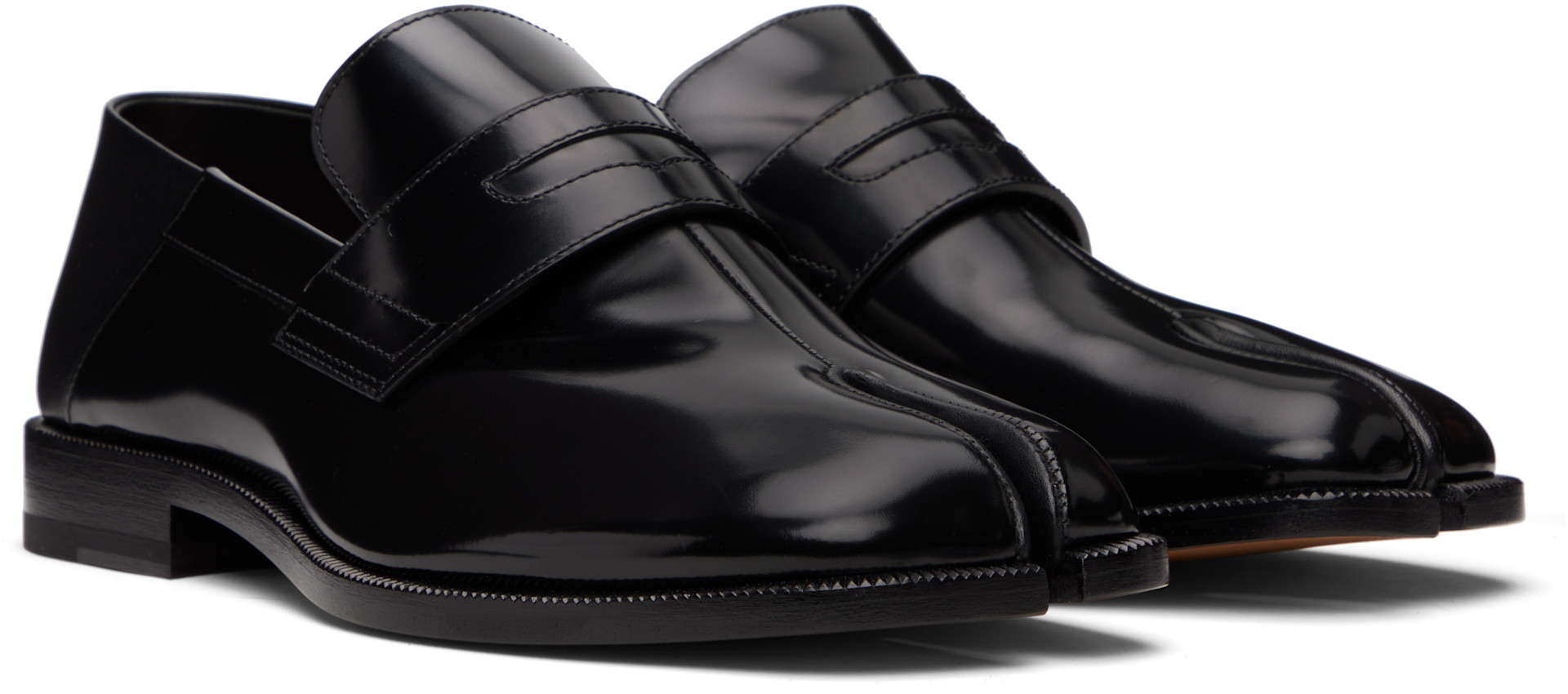 Maison Margiela: ブラック Tabi ローファー | SSENSE 日本