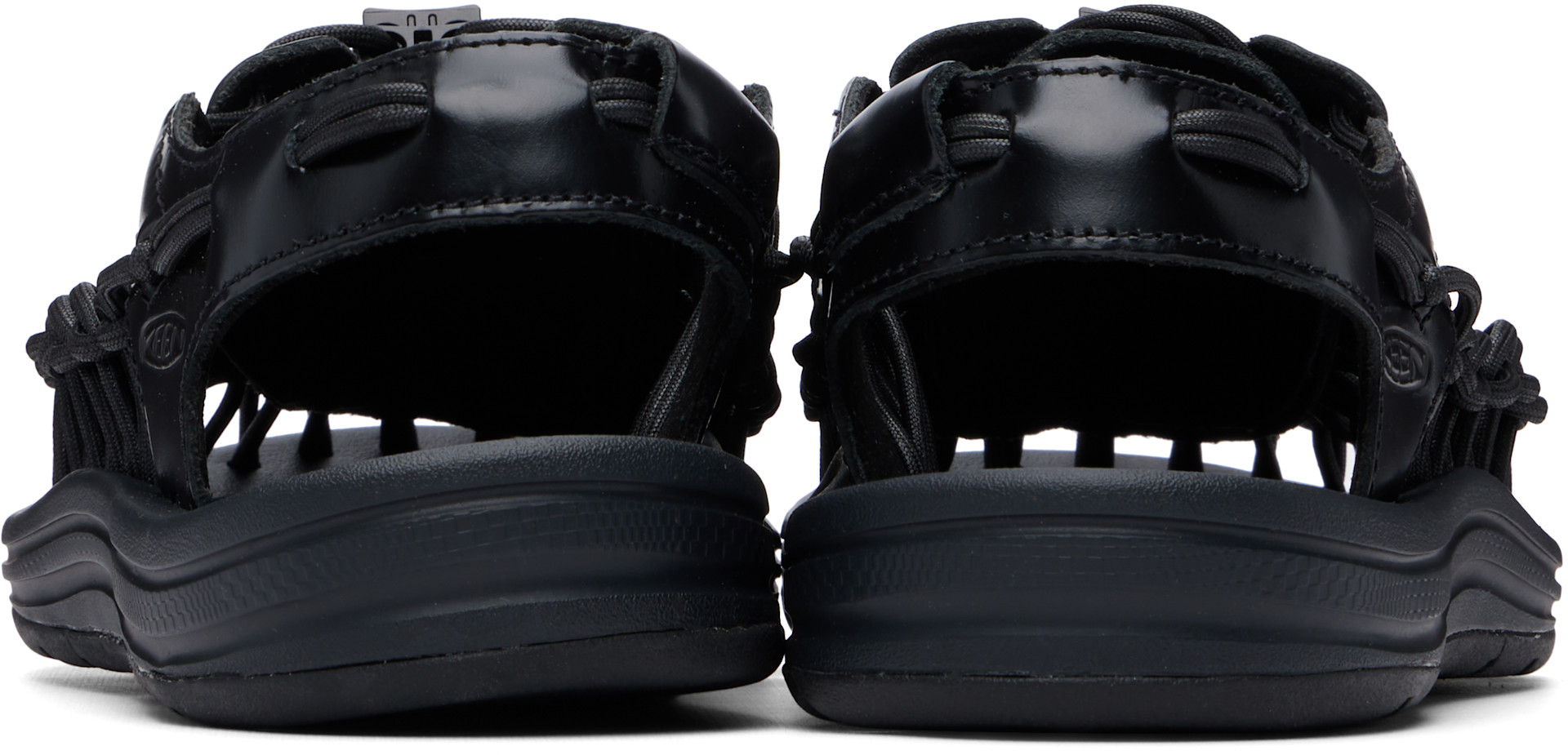 KEEN: ブラック UNEEK レザー サンダル | SSENSE 日本
