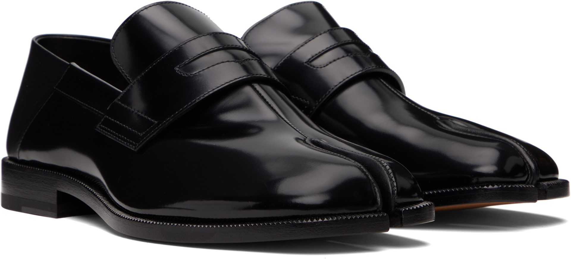 Maison Margiela: ブラック Tabi ローファー | SSENSE 日本