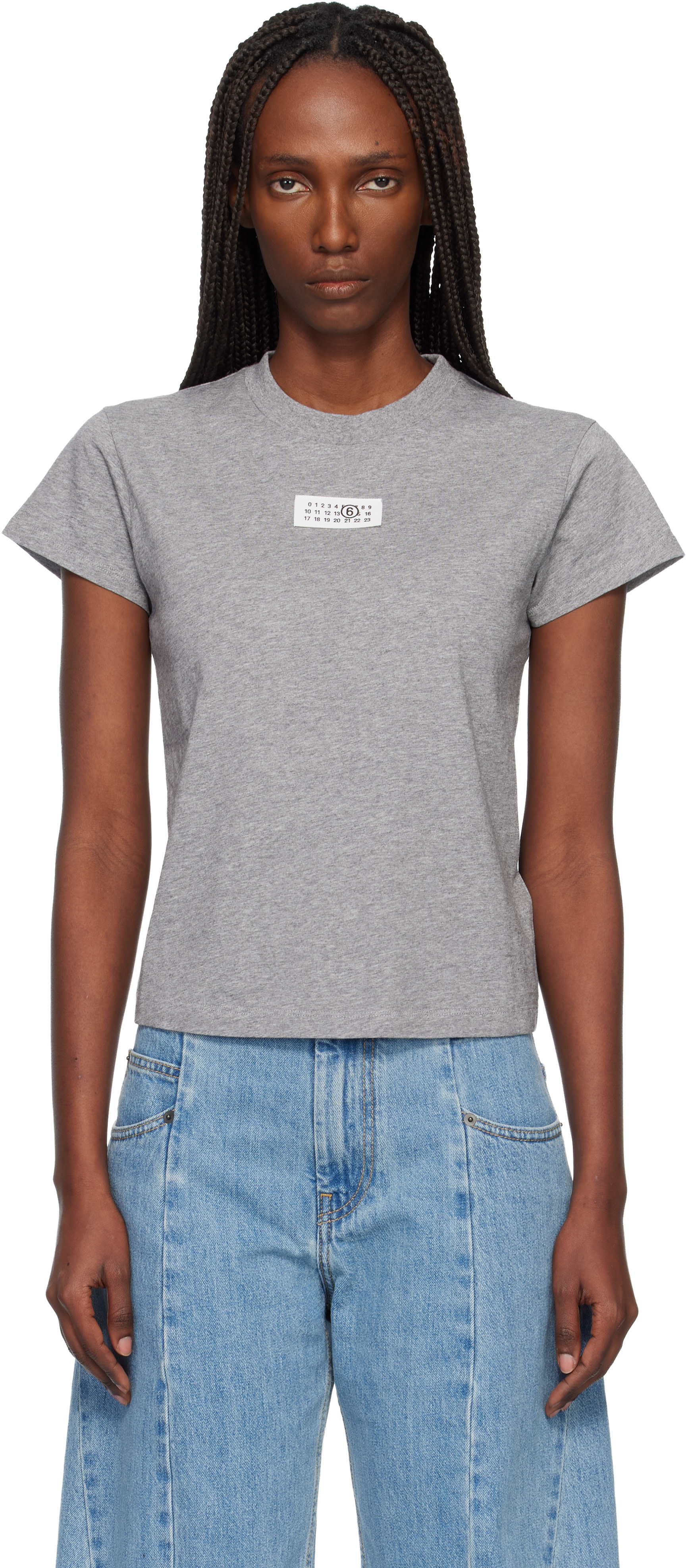 メゾンマルジェラ　Maison Margiela tシャツ　グレー MM6 Maison Margiela: グレー Numeric コットン Tシャツ | SSENSE 日本