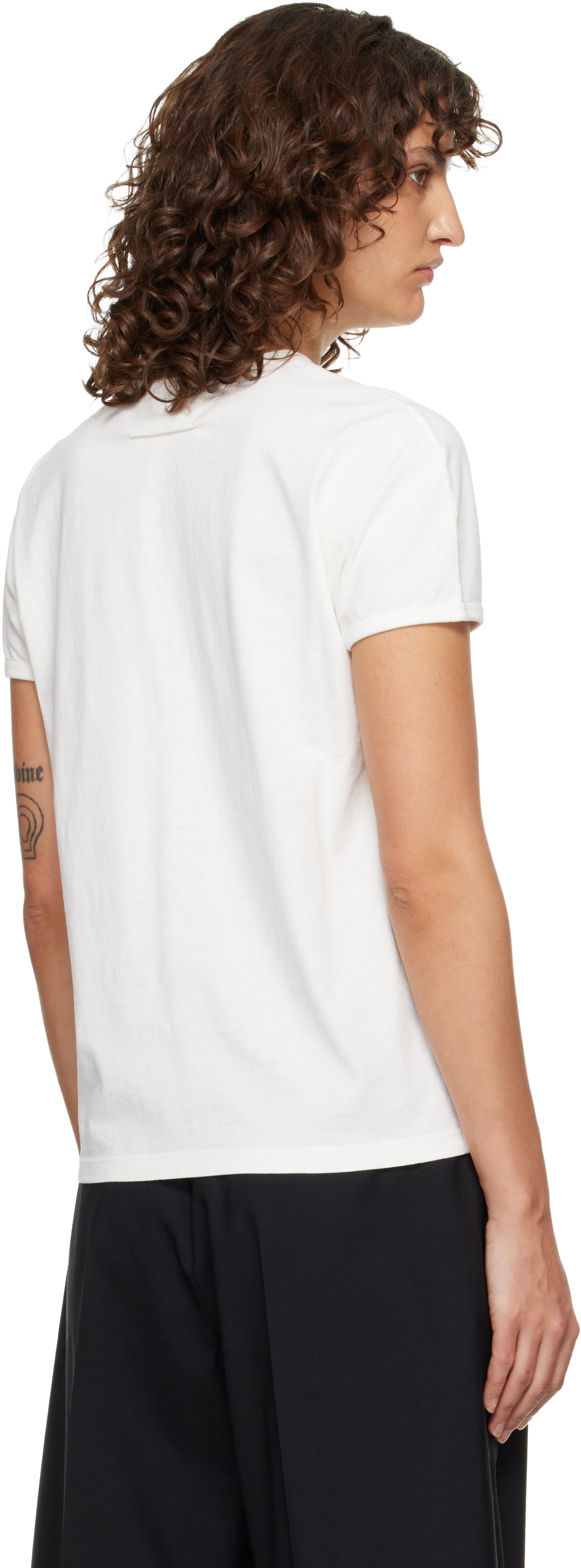 MM6 Maison Margiela: オフホワイト 'Margie' Tシャツ | SSENSE 日本