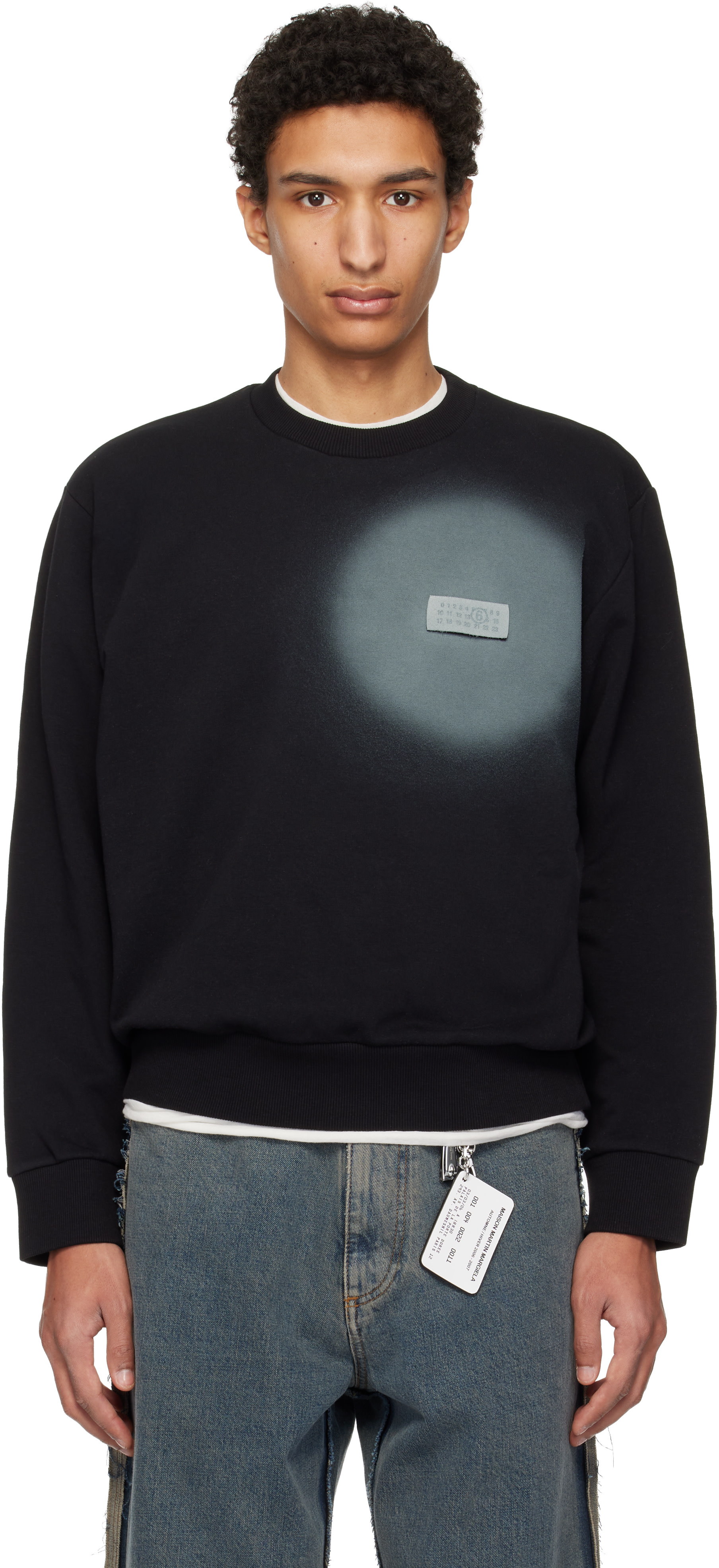 MM6 Maison Margiela: ブラック Spray Print スウェットシャツ