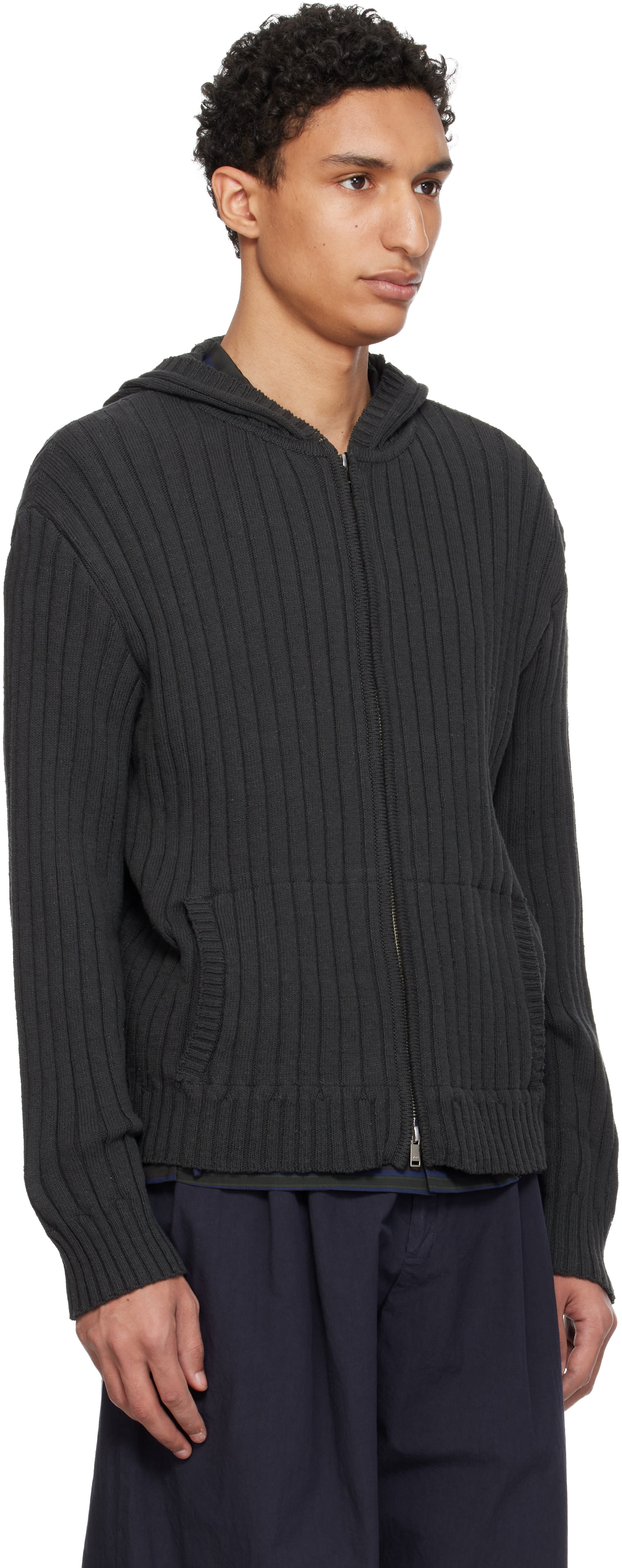 YOKE - Pull à capuche gris en tricot côtelé de coton