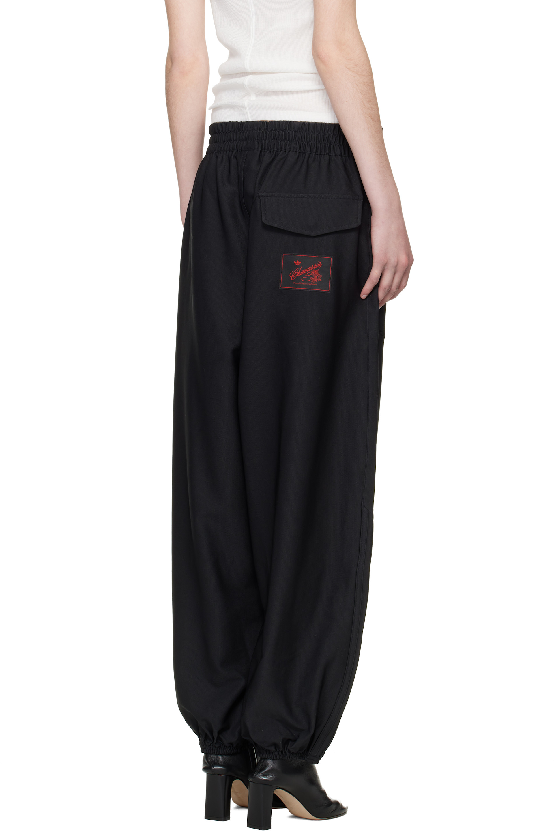 adidas × willy chavarria トラックパンツ 33105916_63721435_600.jpg