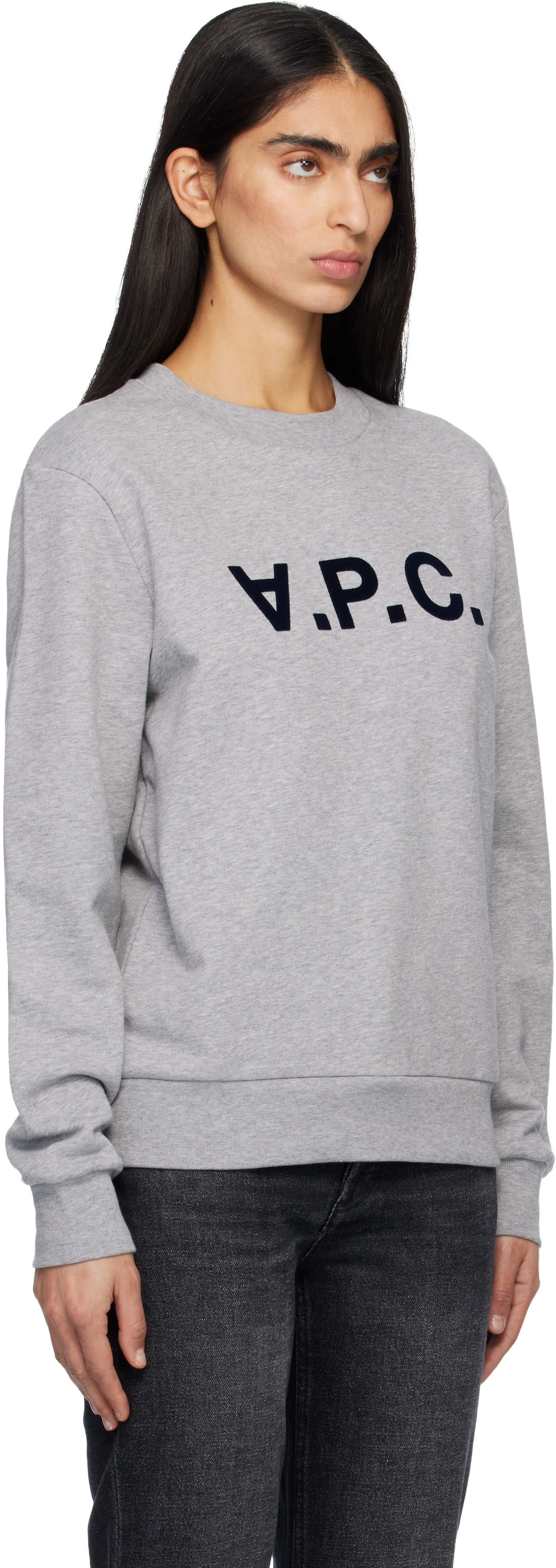 A.P.C. - Pull molletonné gris à grand logo V.P.C.