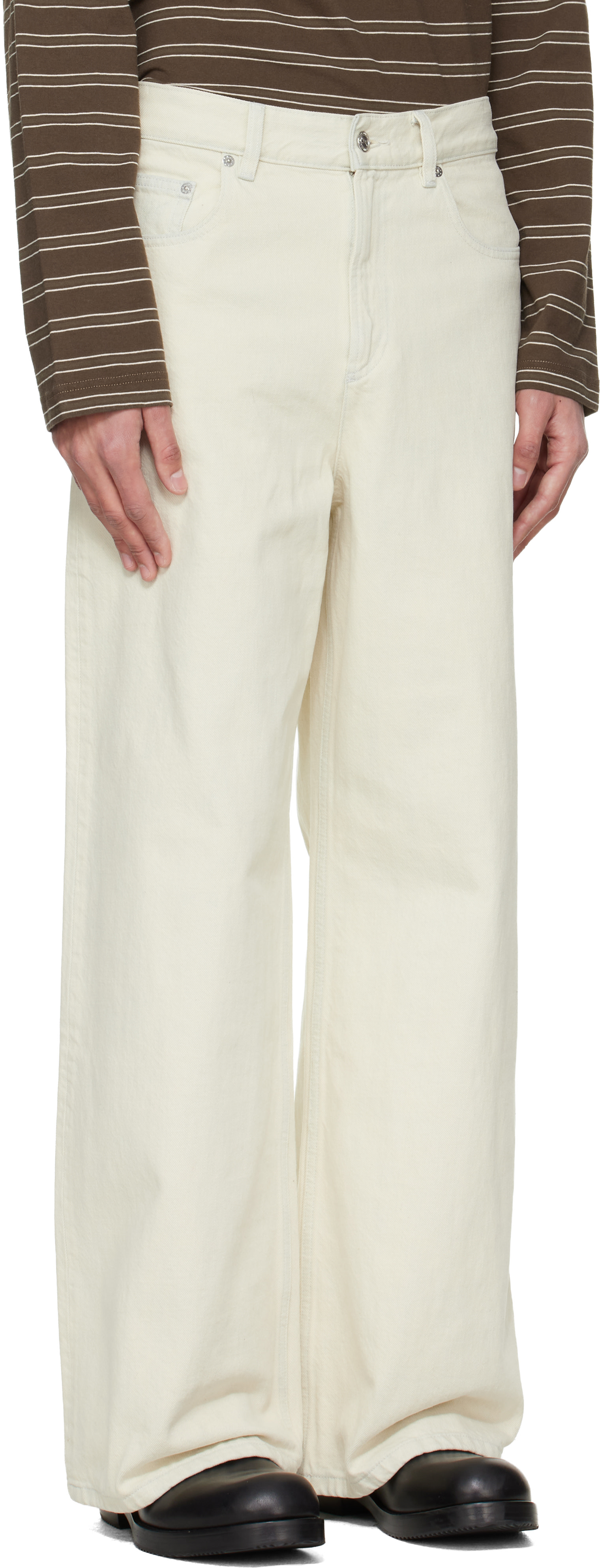 A.P.C.: Off-White Clyde Jeans | SSENSE