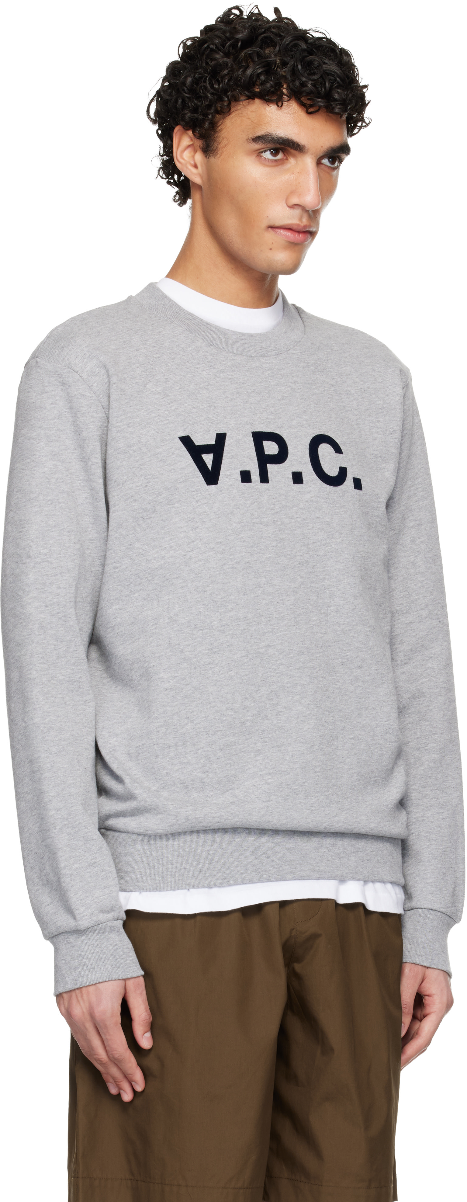 A.P.C. - Pull molletonné gris à grand logo V.P.C.