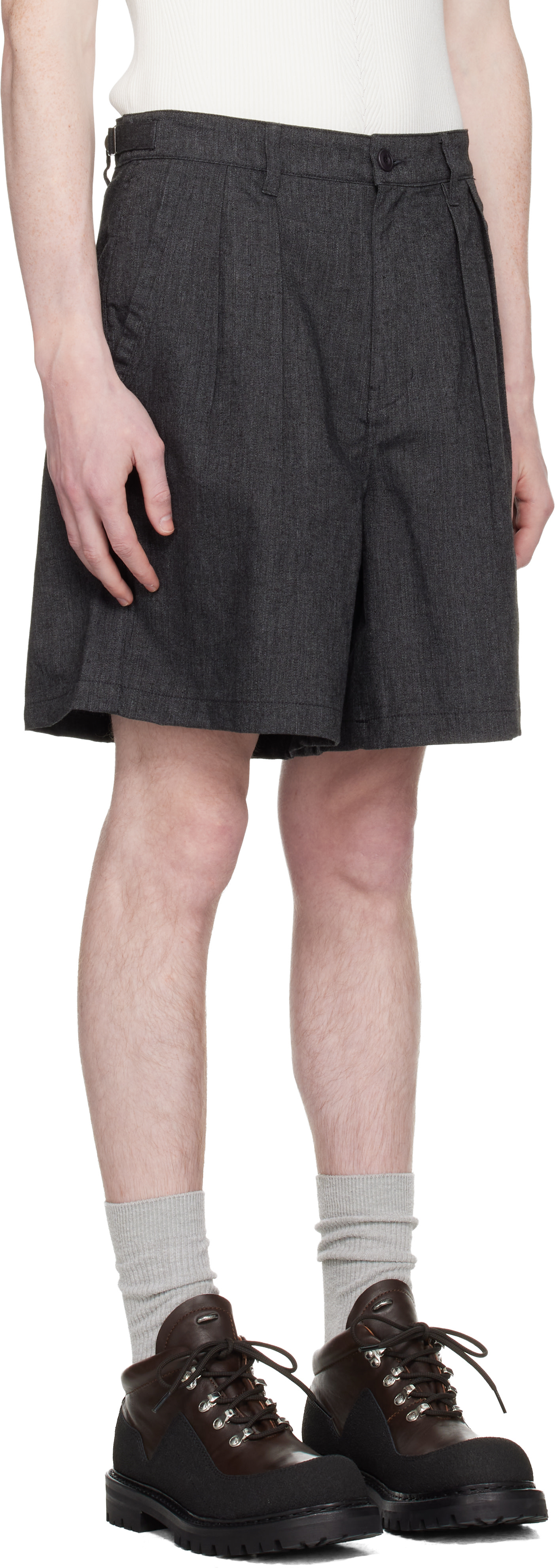 COOR - Short gris en lin à plis