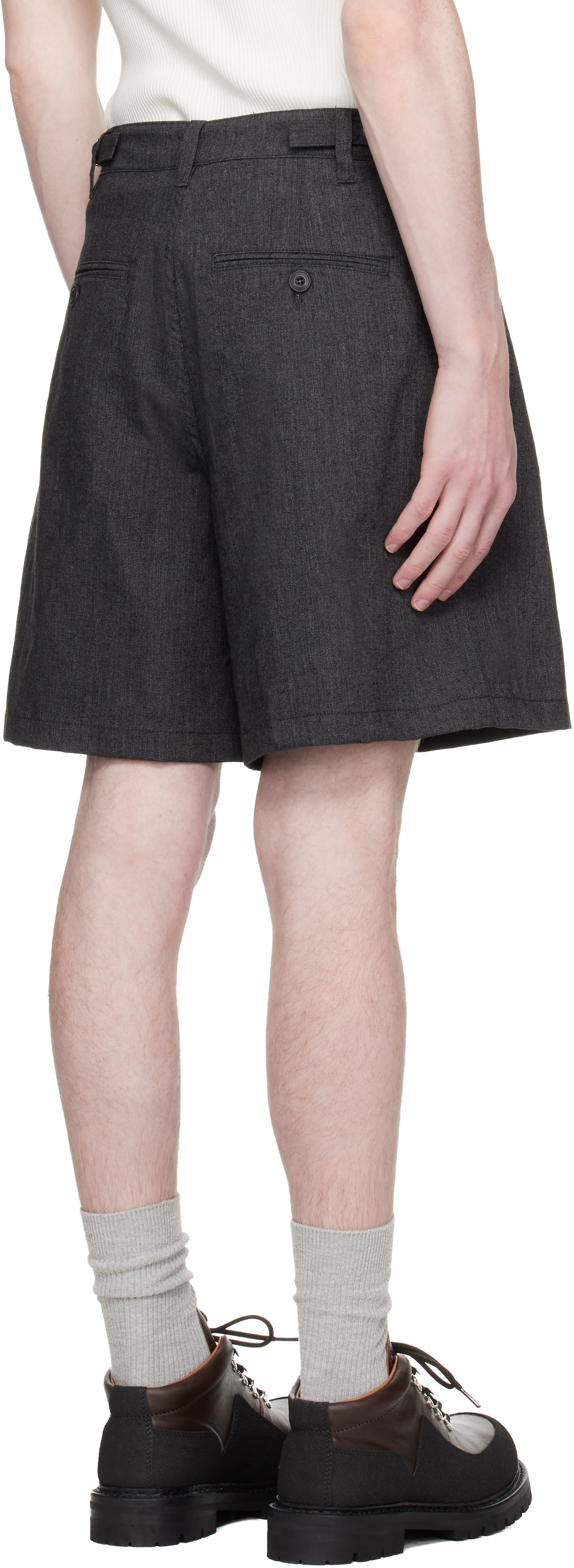 COOR - Short gris en lin à plis