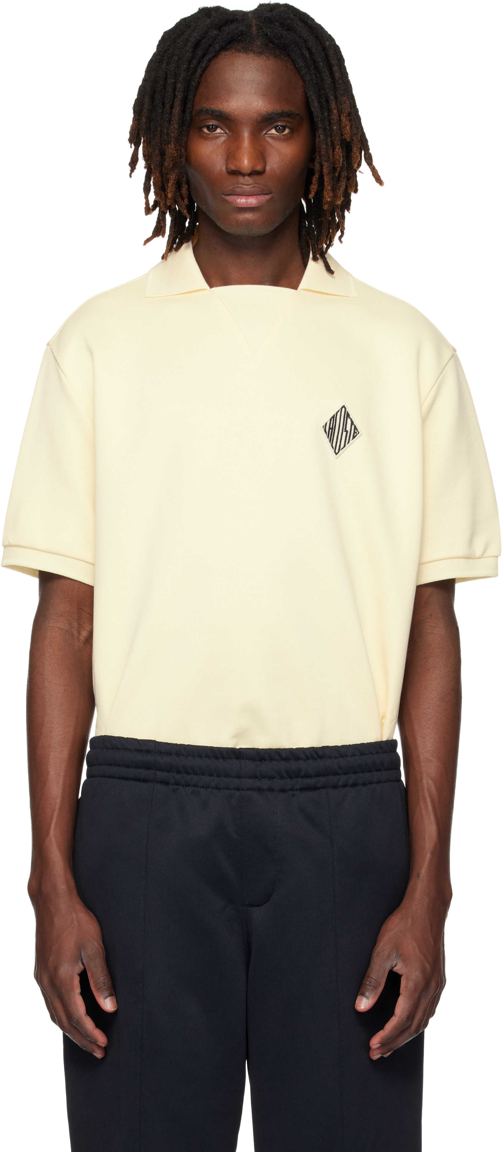 Lacoste - Polo décontracté beige en molleton à écusson