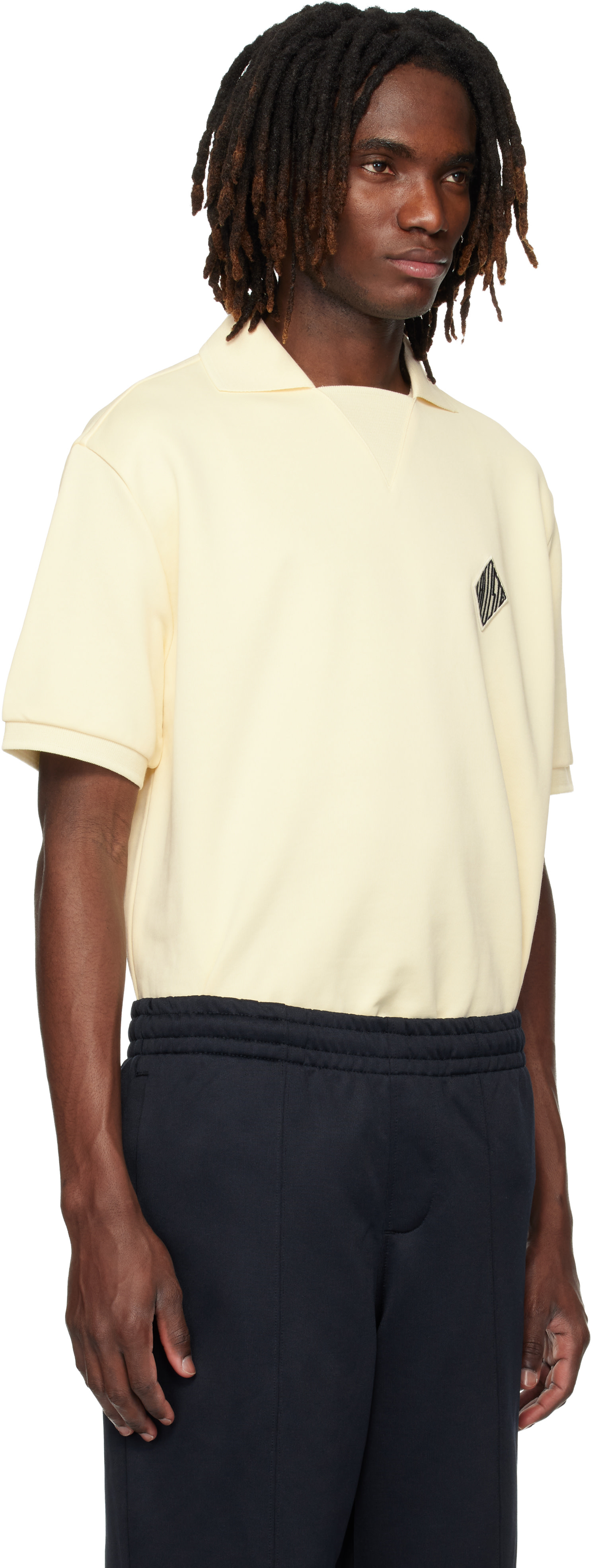Lacoste - Polo décontracté beige en molleton à écusson