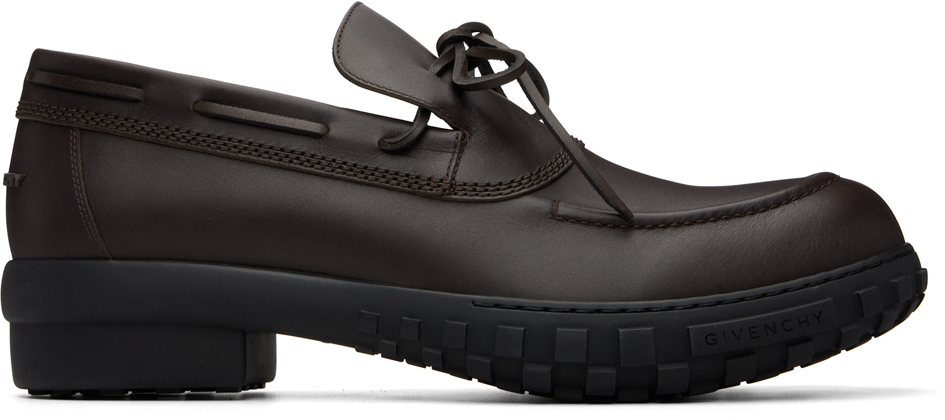 Givenchy - Chaussures bateau Echo brunes en cuir