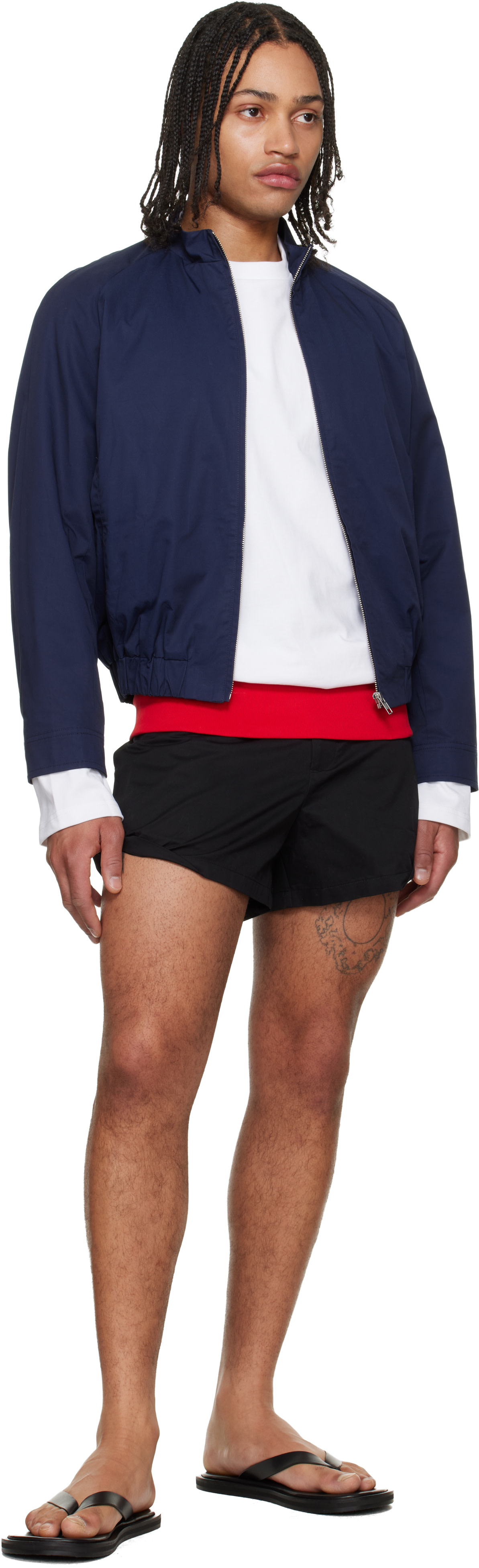 LII - Short noir à revers roulés