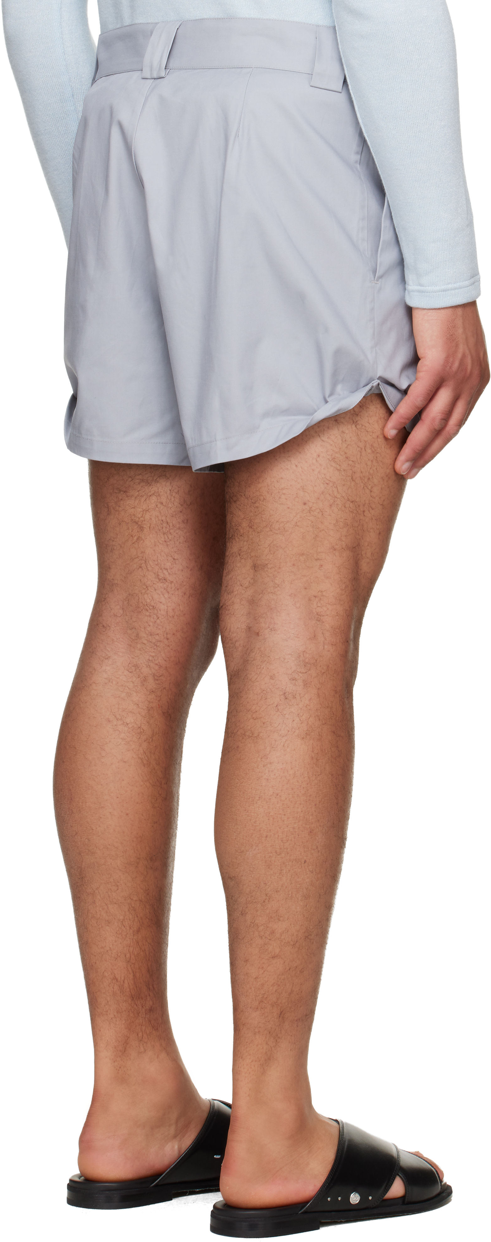 LII - Short gris à revers roulés