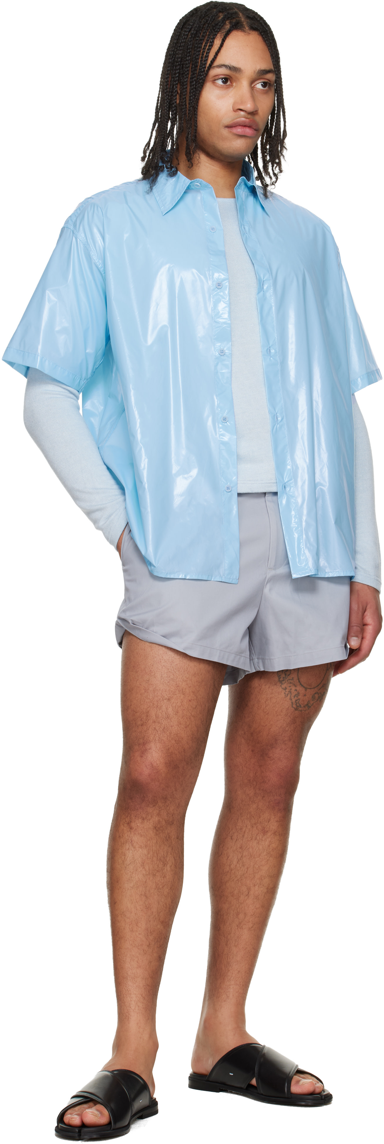 LII - Short gris à revers roulés