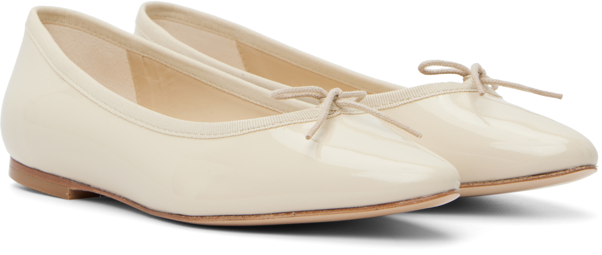 Repetto: Off-White Cendrillon Pointed-Toe Ballerina Flats | SSENSE