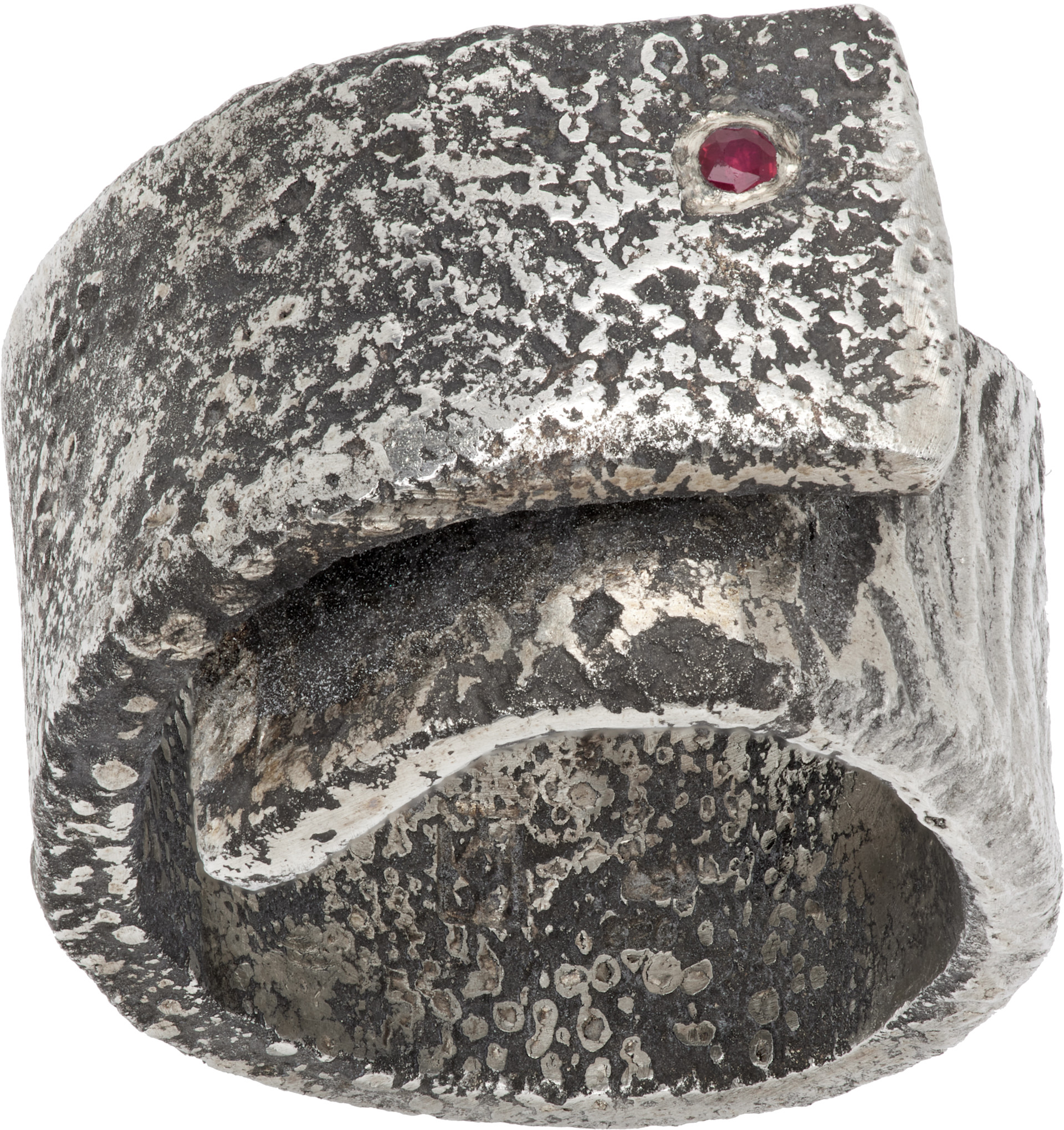 title of work - Bague à rubis