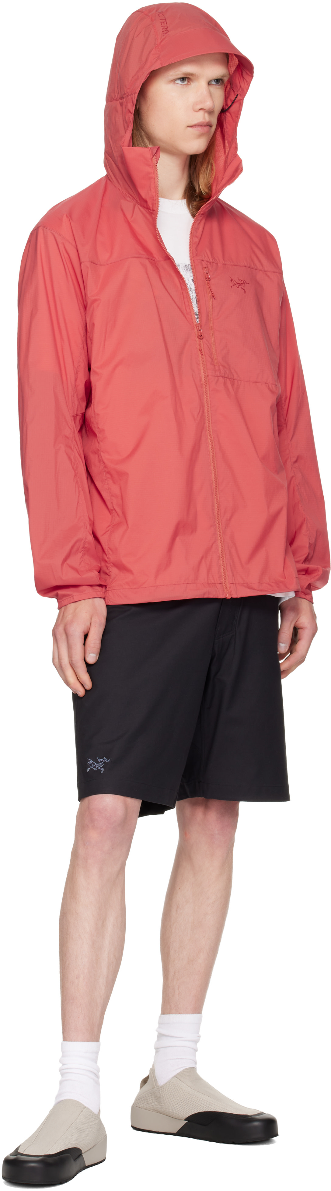 Arc'teryx - Blouson Squamish rouge à capuche