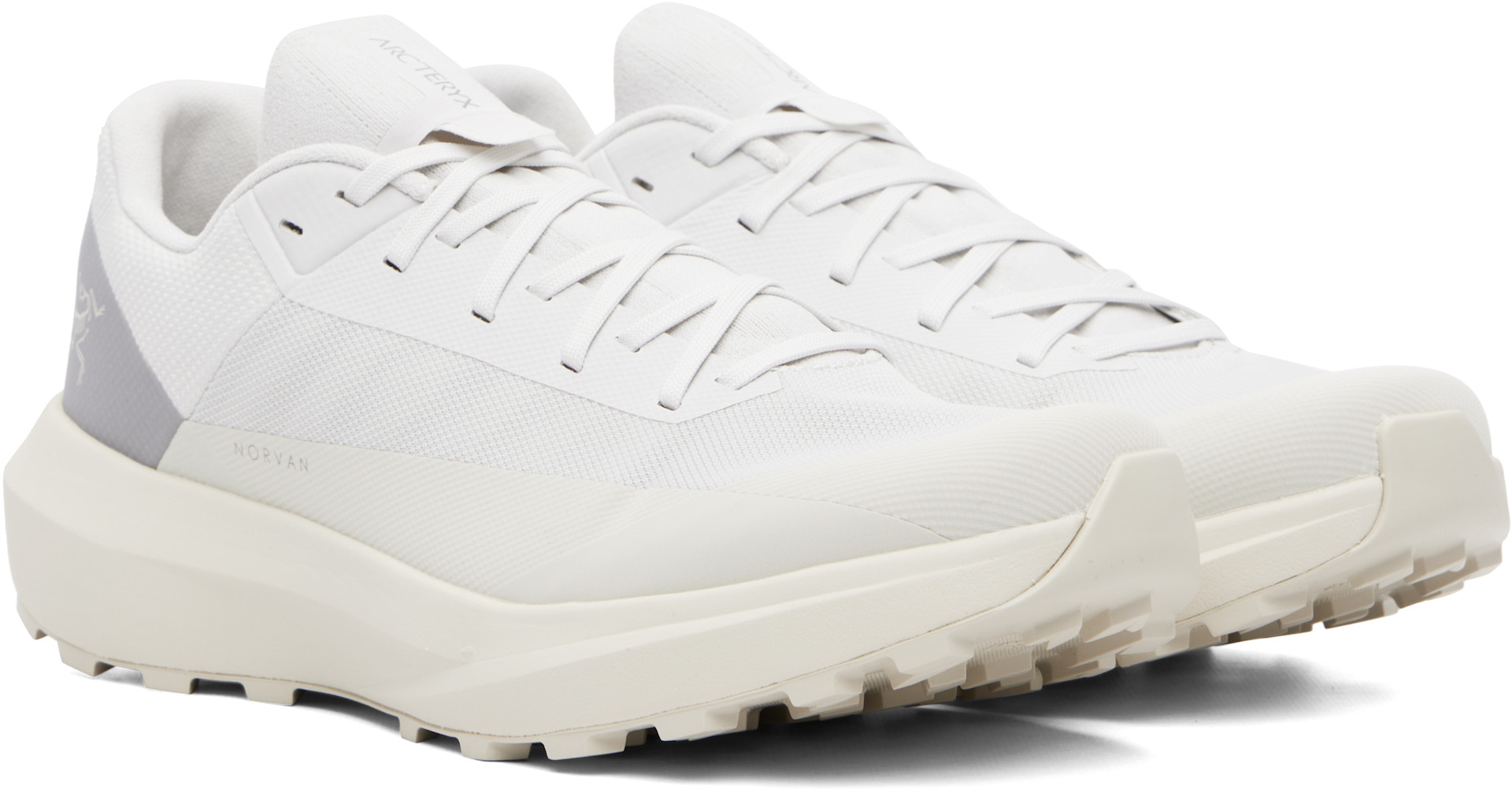 Arc'teryx - Baskets Norvan LD 4 blanc cassé