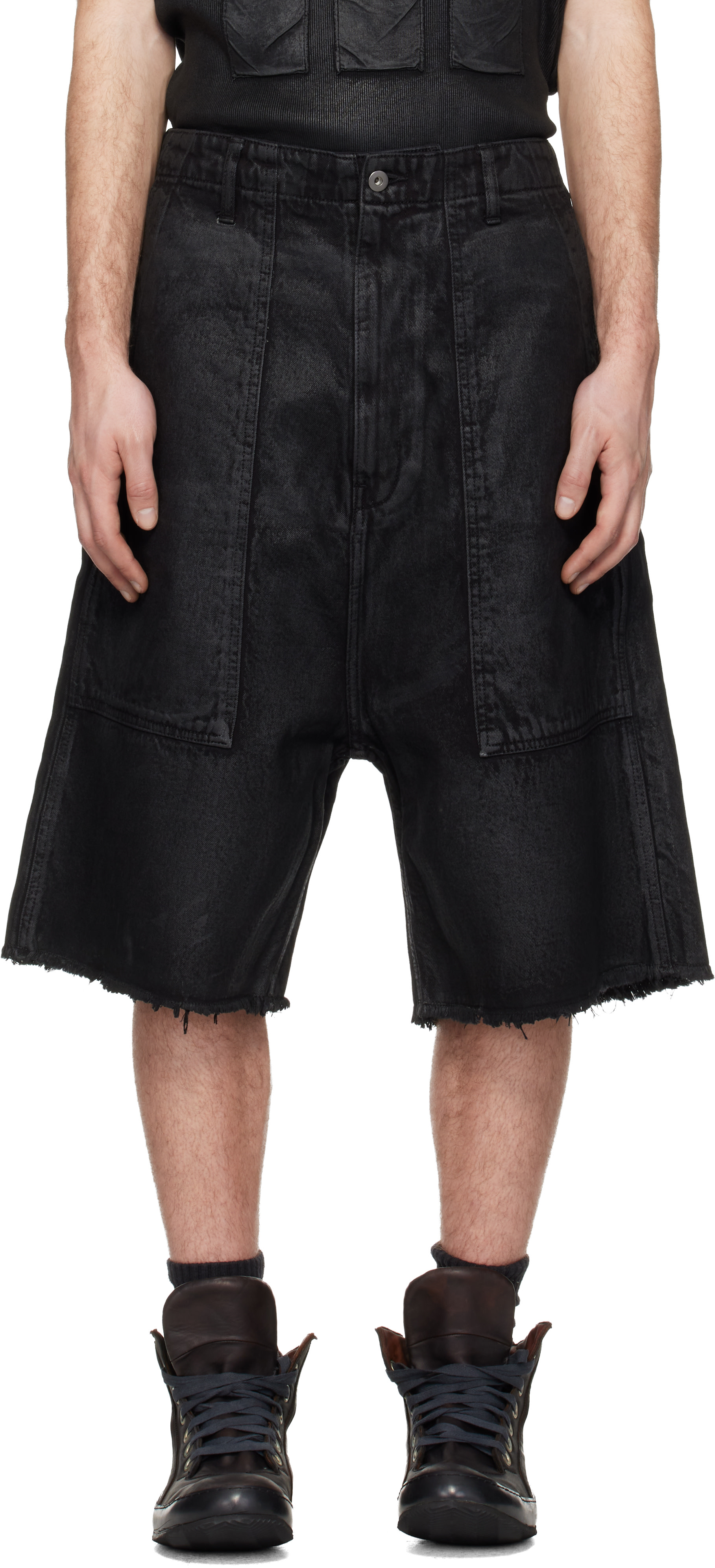 パンツ DET BLEV SENT Wax Coating Jorts DET BLEV SENT: Black Waxed Fatigue Shorts | SSENSE