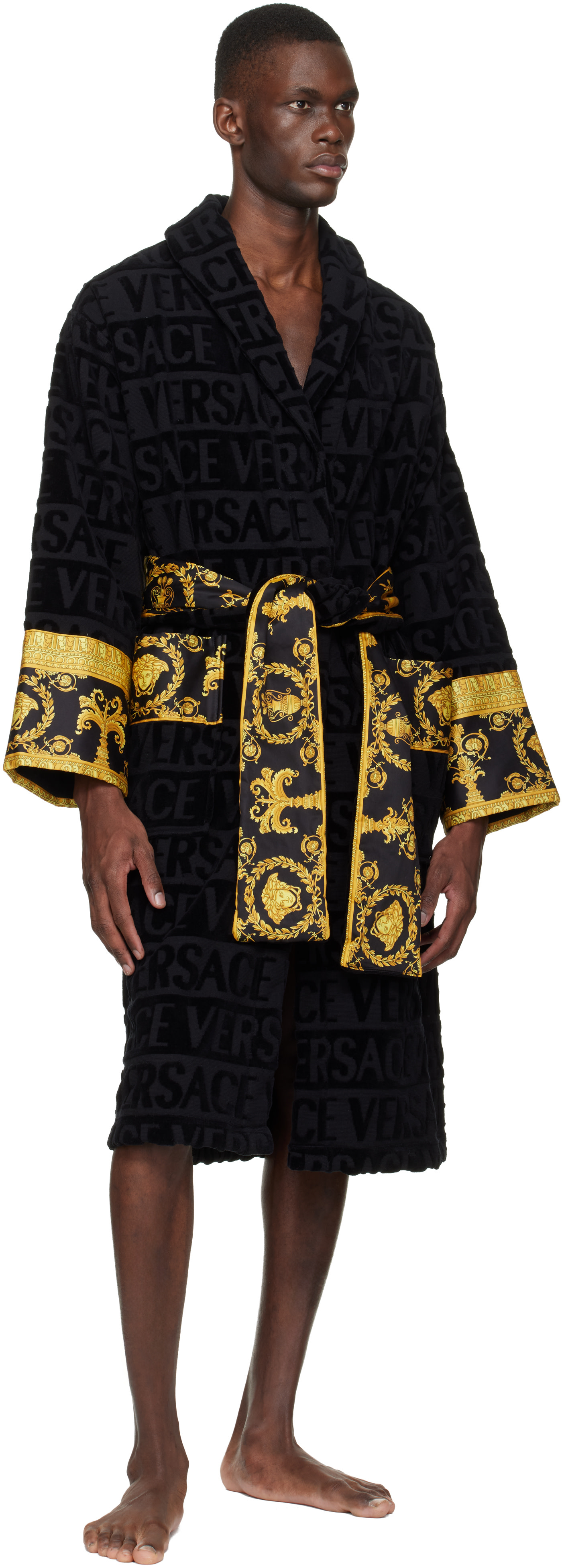Versace: ブラック 'I Heart Baroque' バスローブ | SSENSE 日本