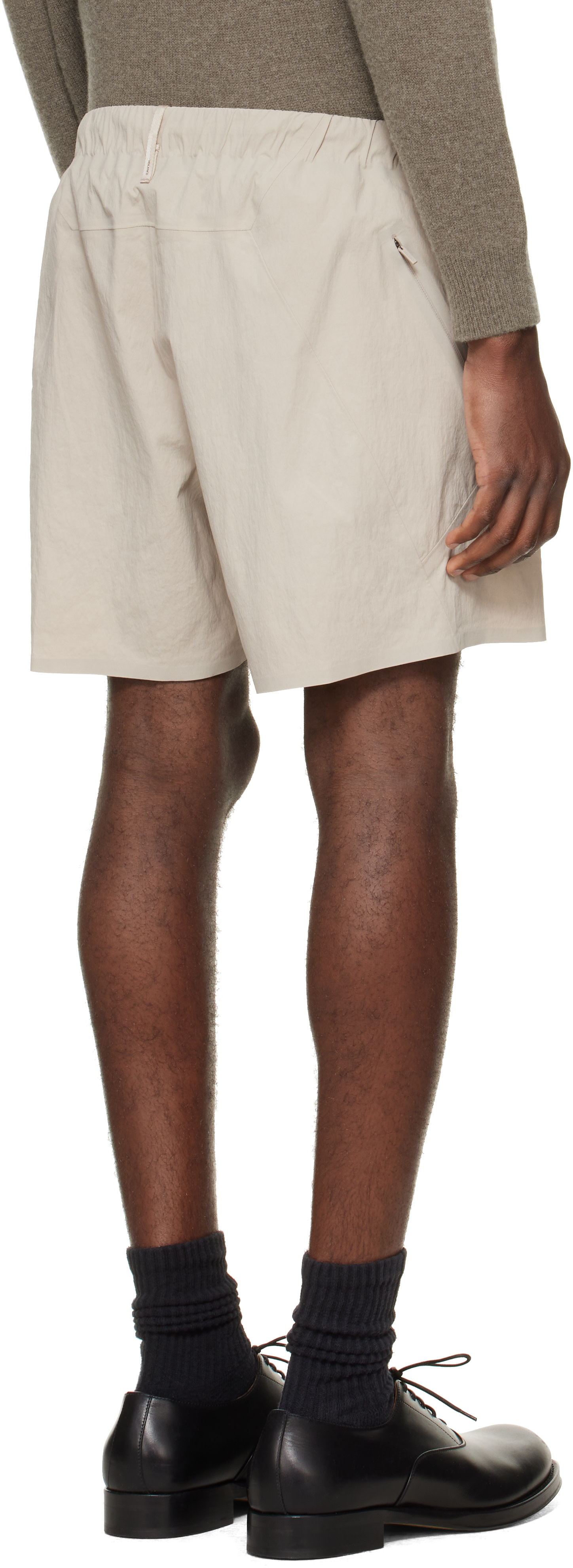 Veilance - Short Argand beige