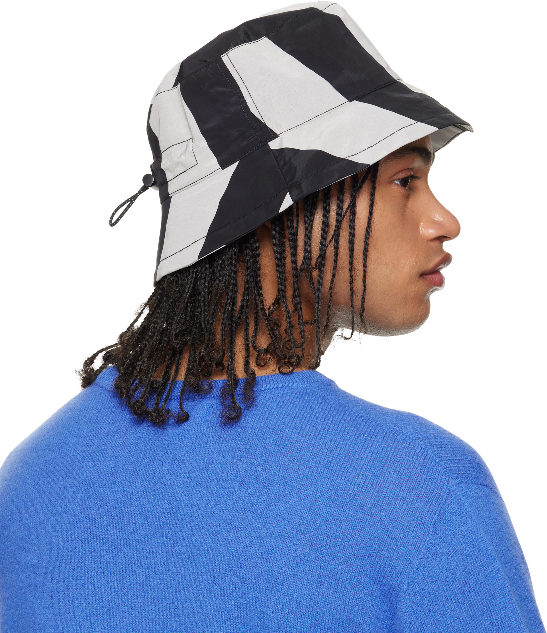 JACQUEMUS: ブラック＆グレー 'The Baluchon' バケットハット | SSENSE