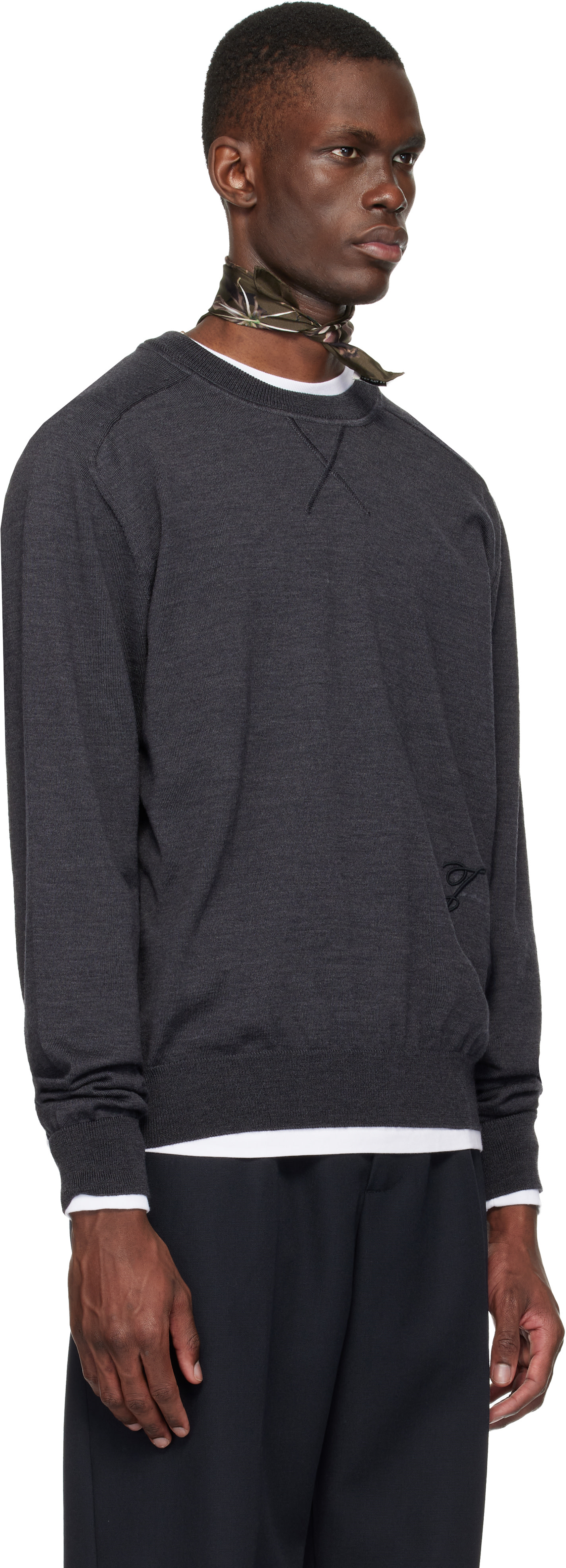 JACQUEMUS - Pull gris à logo J