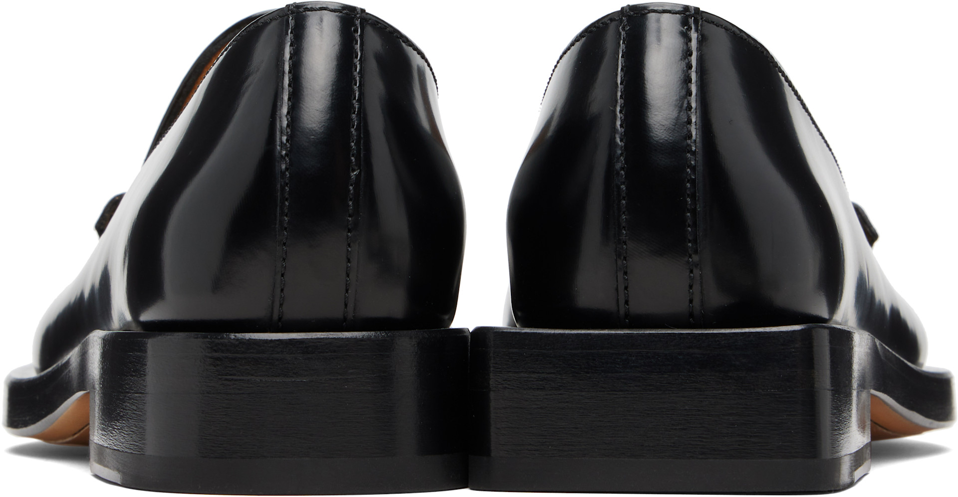 JACQUEMUS: ブラック 'Les Mocassins' ローファー | SSENSE 日本