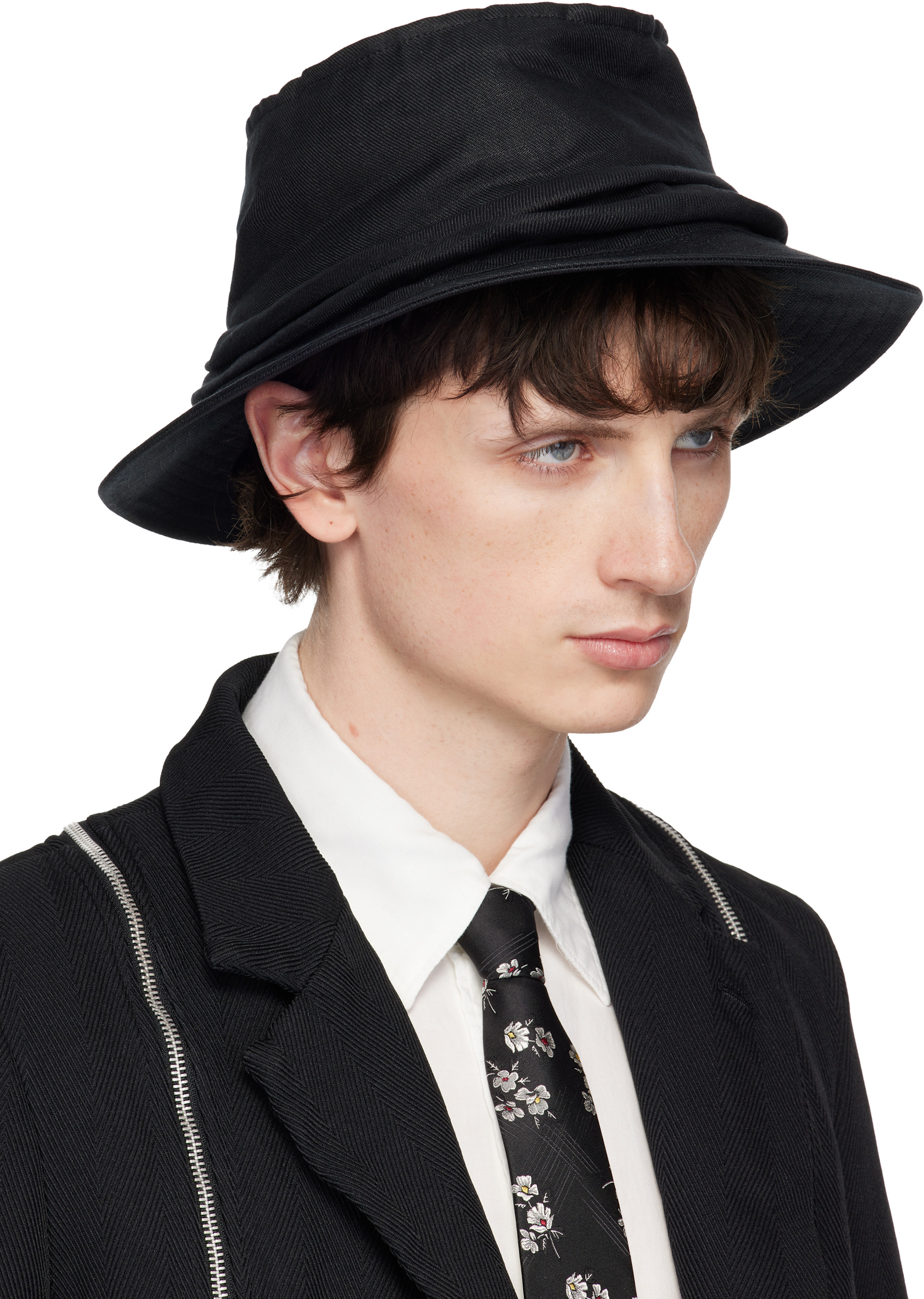 YOHJI YAMAMOTO: ブラック ドレープ バケットハット | SSENSE 日本
