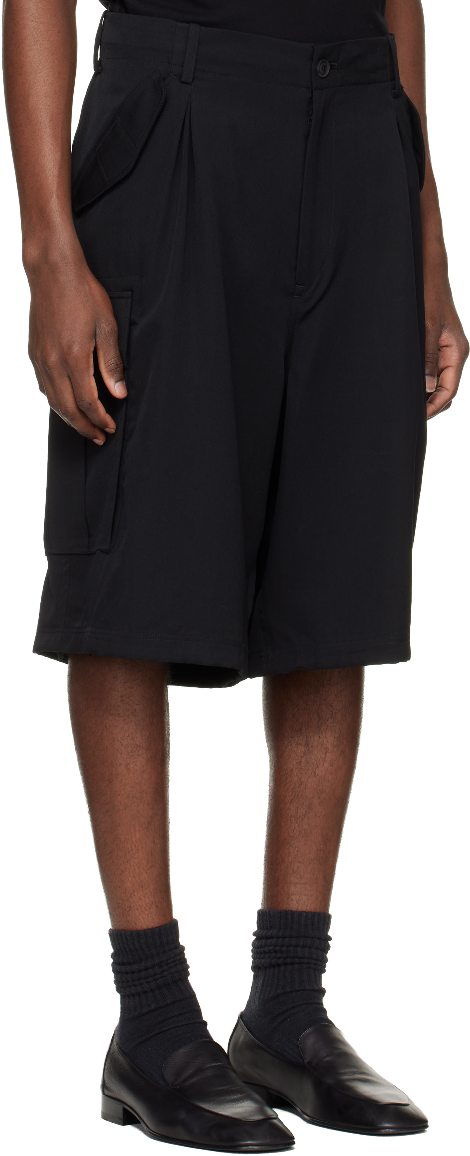YOHJI YAMAMOTO: ブラック Side Pocket カーゴショートパンツ | SSENSE