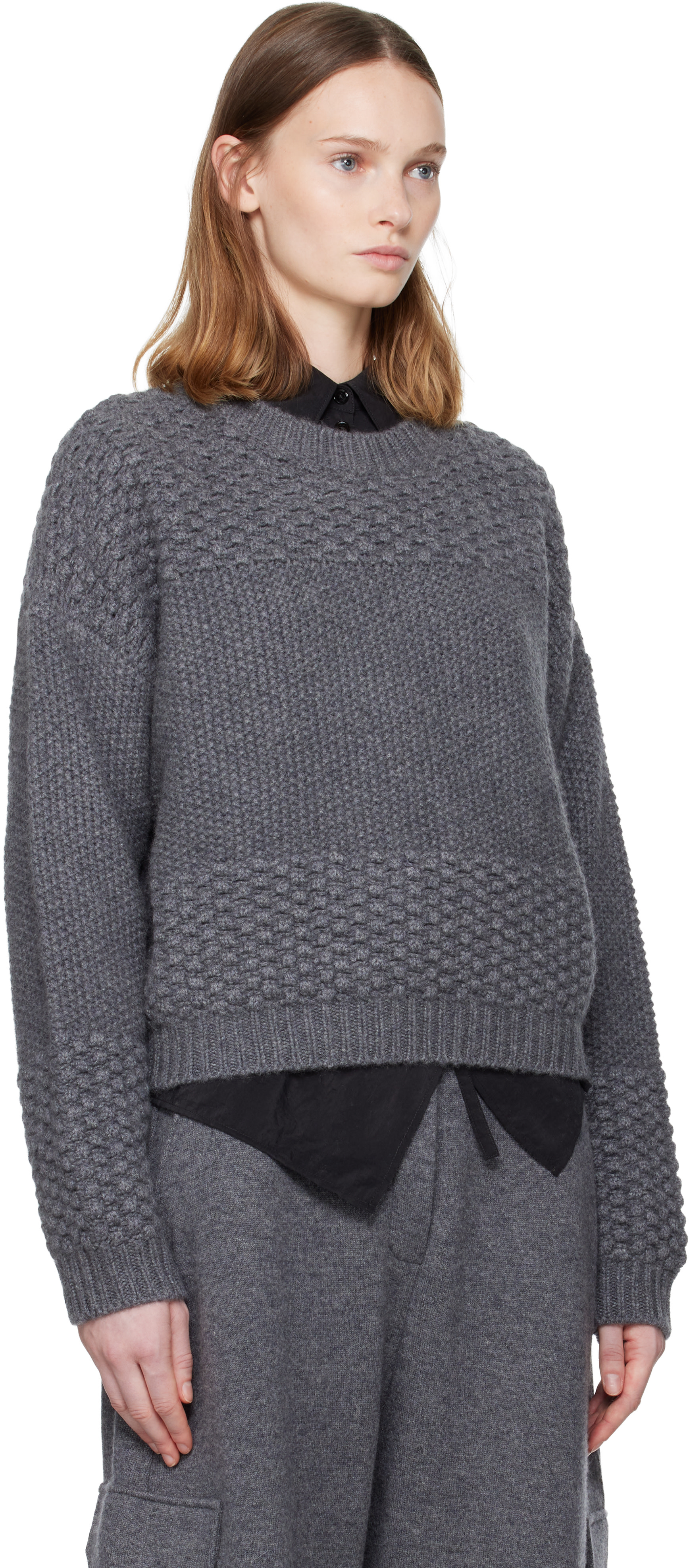 LISA YANG - Pull Signe gris