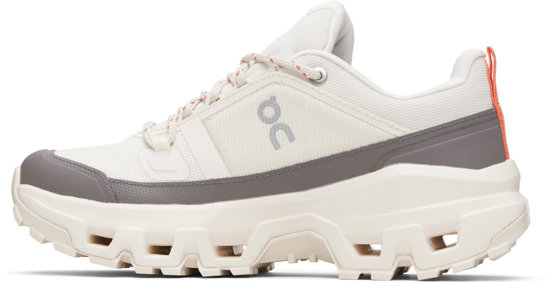 On - Baskets basses imperméables Cloudrock blanc cassé