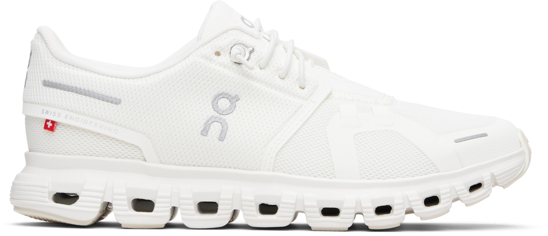 On - Baskets Cloud 6 blanc cassé